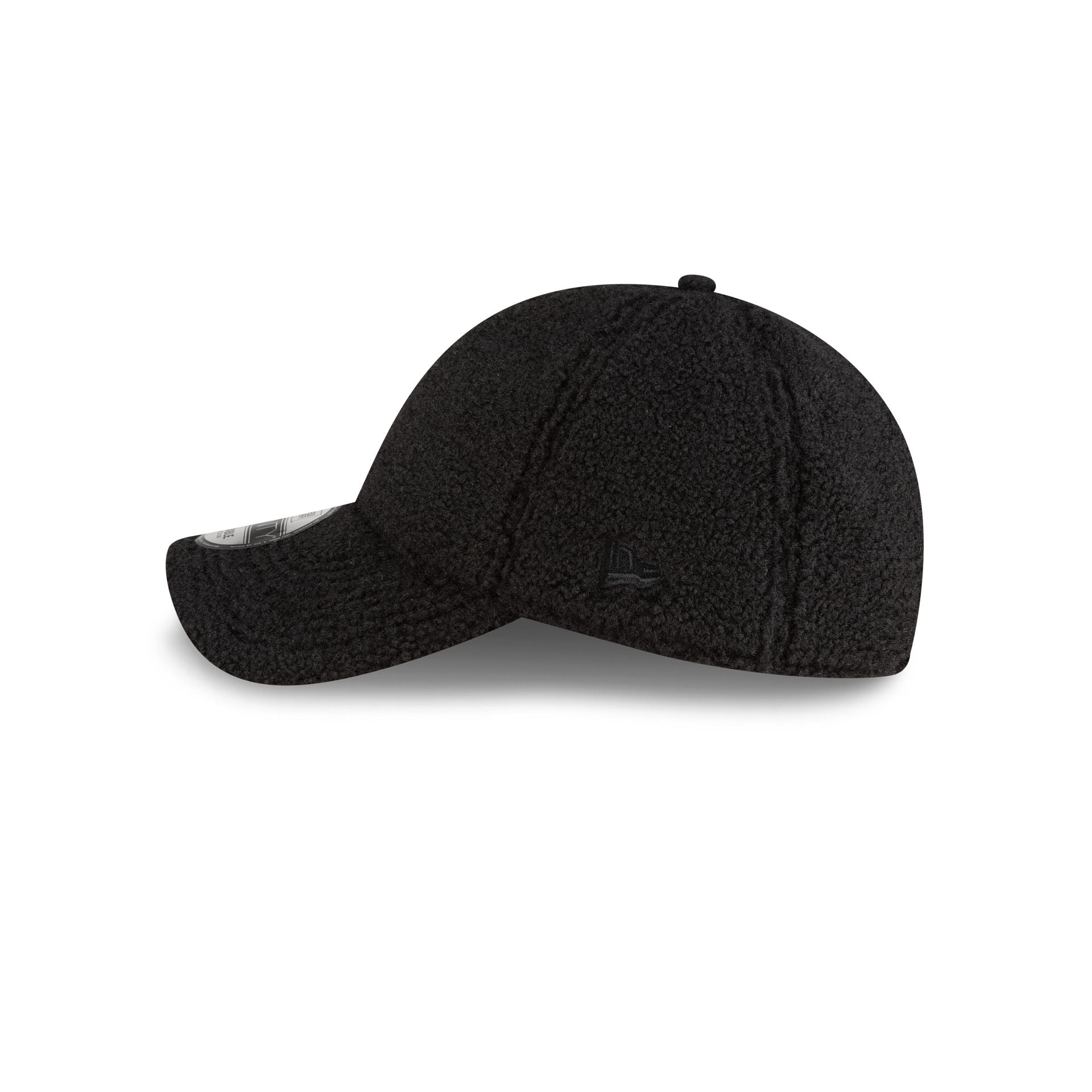 14737459_9TWENTY_JAPANFW25_NEWERA_BLACK_LSIDE-1.jpg