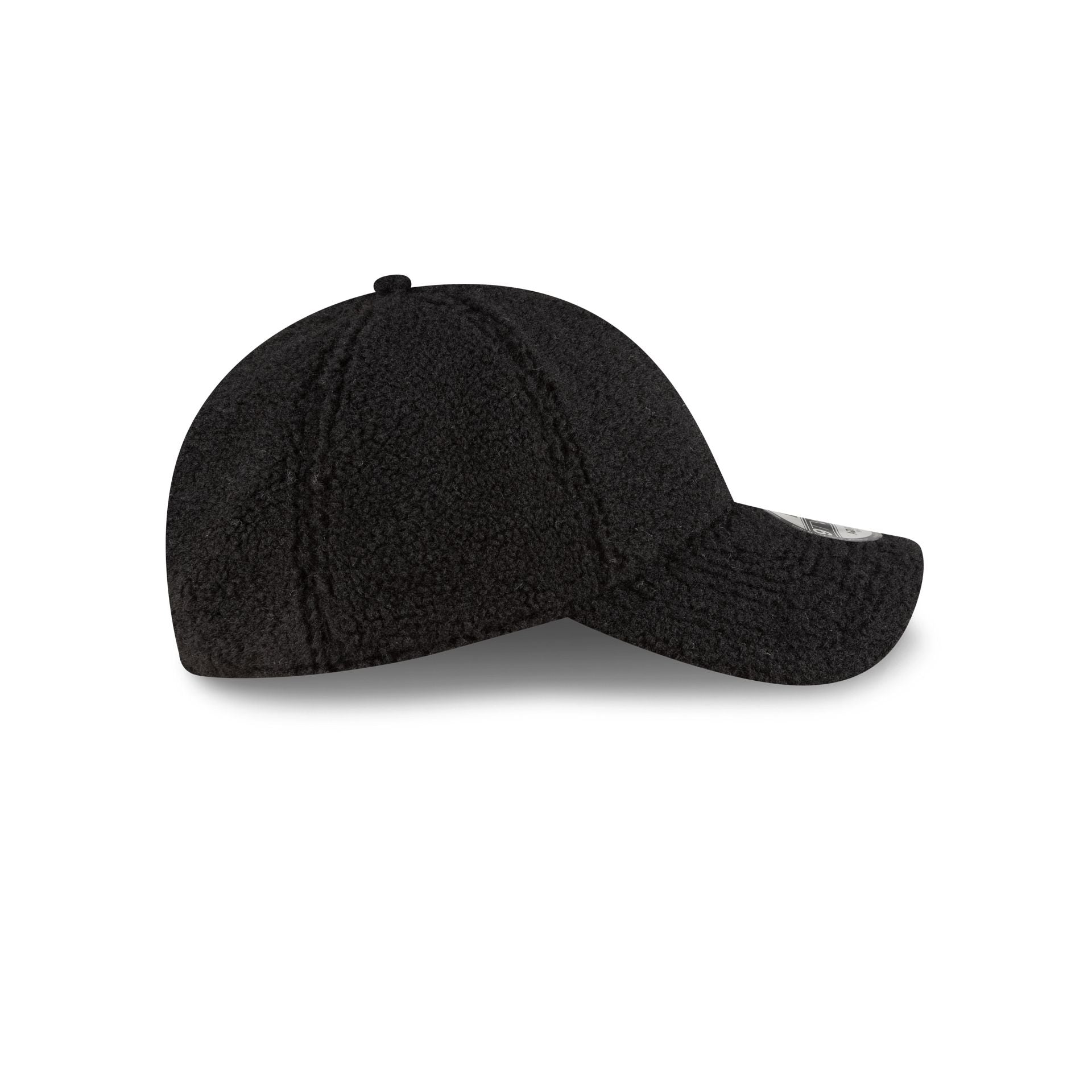 14737459_9TWENTY_JAPANFW25_NEWERA_BLACK_RSIDE-1.jpg