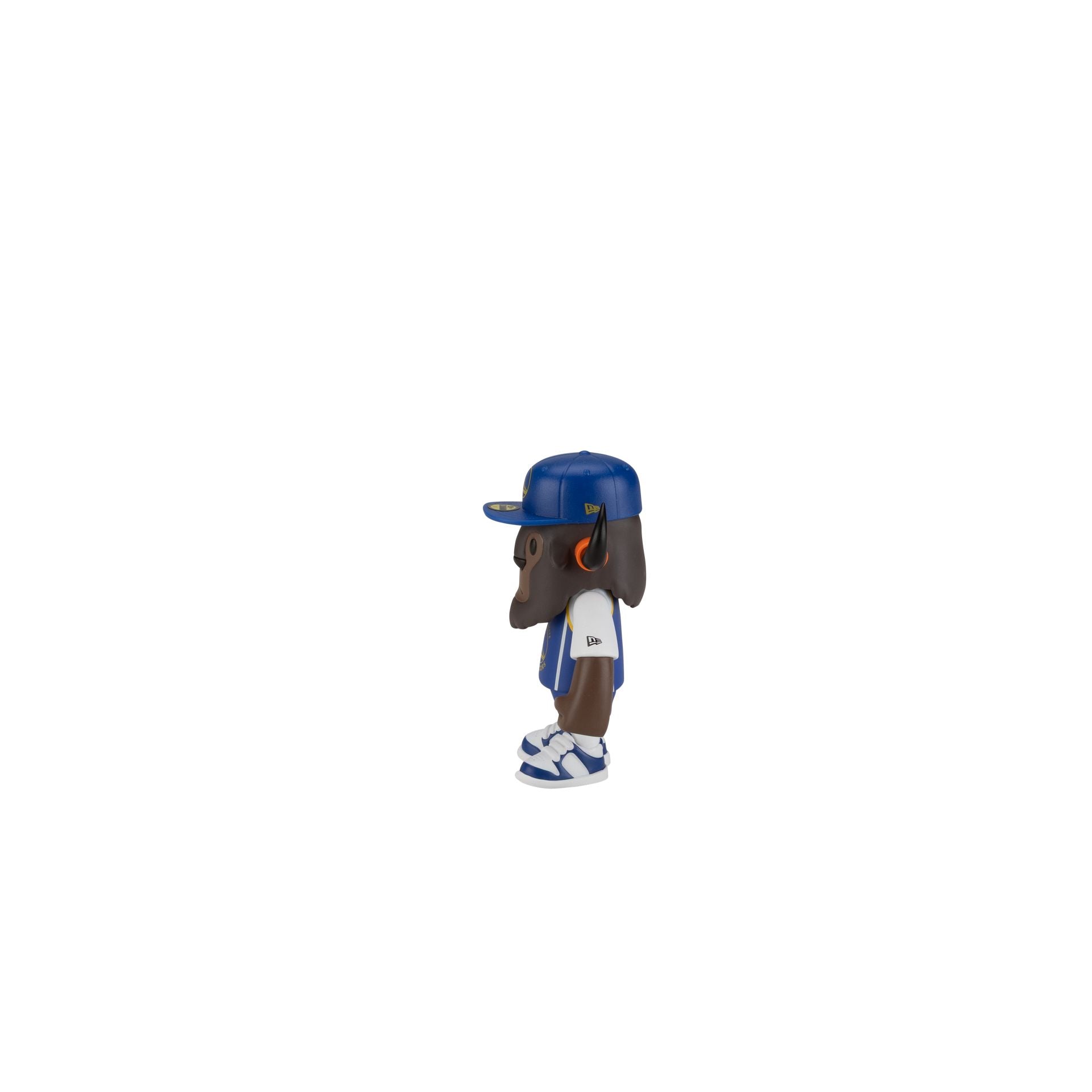 14903990_FFALO_NBA_25_GOLWAR_BLU_LSIDE-1.jpg
