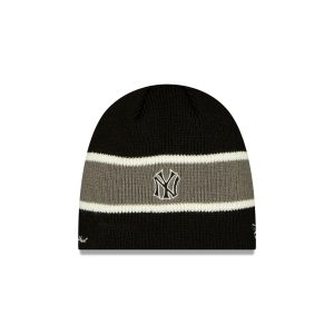 thisisneverthatÂ® Black Skull Knit