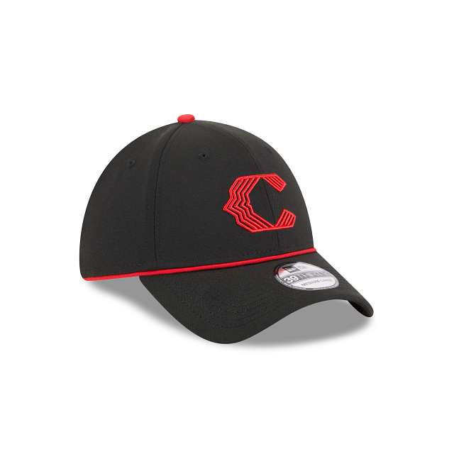 60354469_39THIRTY_CITYCONNECTCINRED_CINRED_STM_3QR-1.png