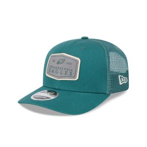 Labeled 9SEVENTY Stretch-Snap