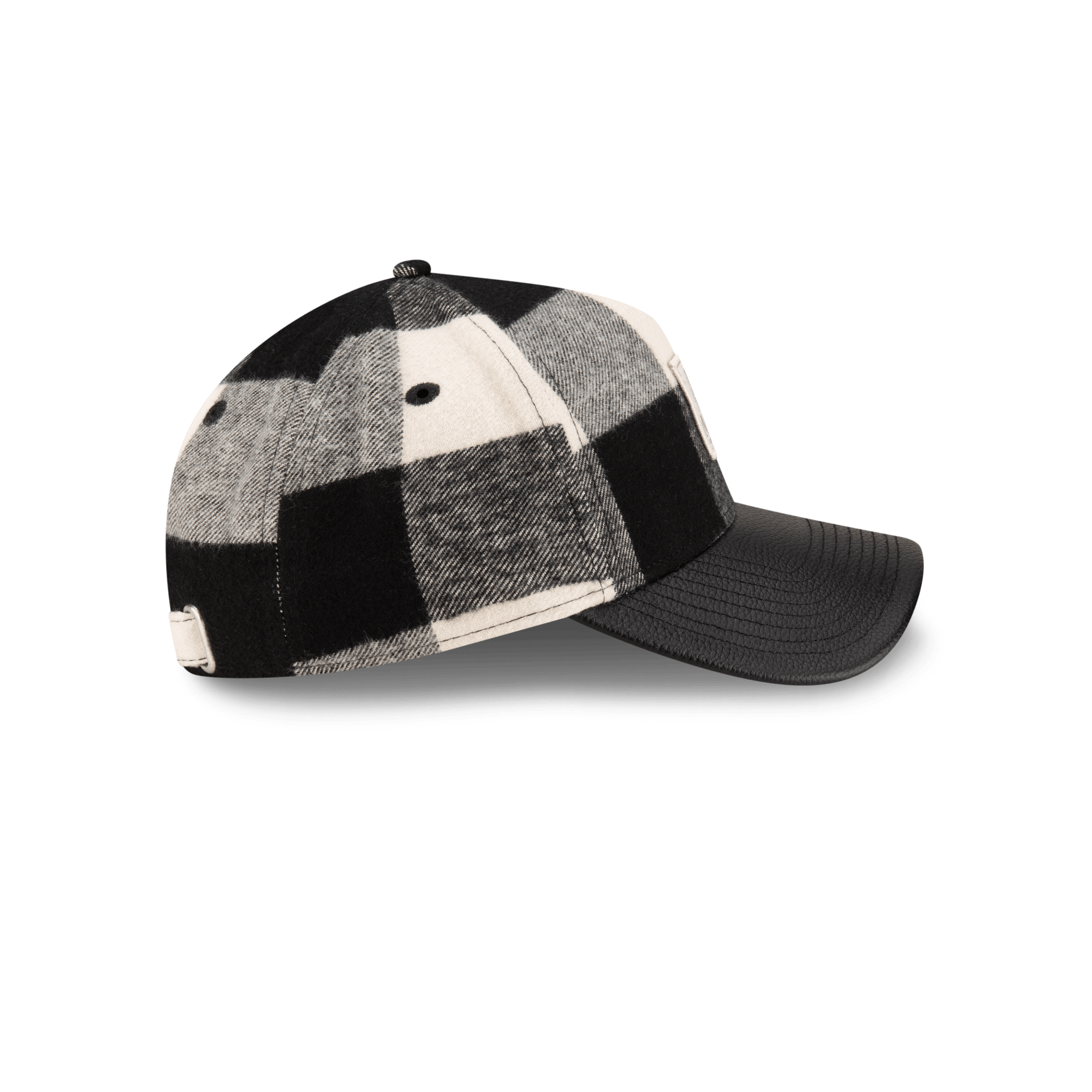 60592662_9FORTY_940EFRAMEBUFPLAID0013BNECLWBLK_BNE_CLWBLK_RSIDE_e38d9e45-dfad-4a51-a602-71d363cc2cbc-1.png