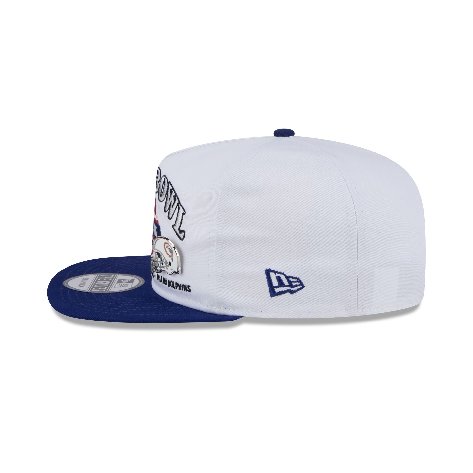 60640937_GOLFER_CHAMPIONSHIPPIN_NFLSUP_WHI_LSIDE-1.jpg