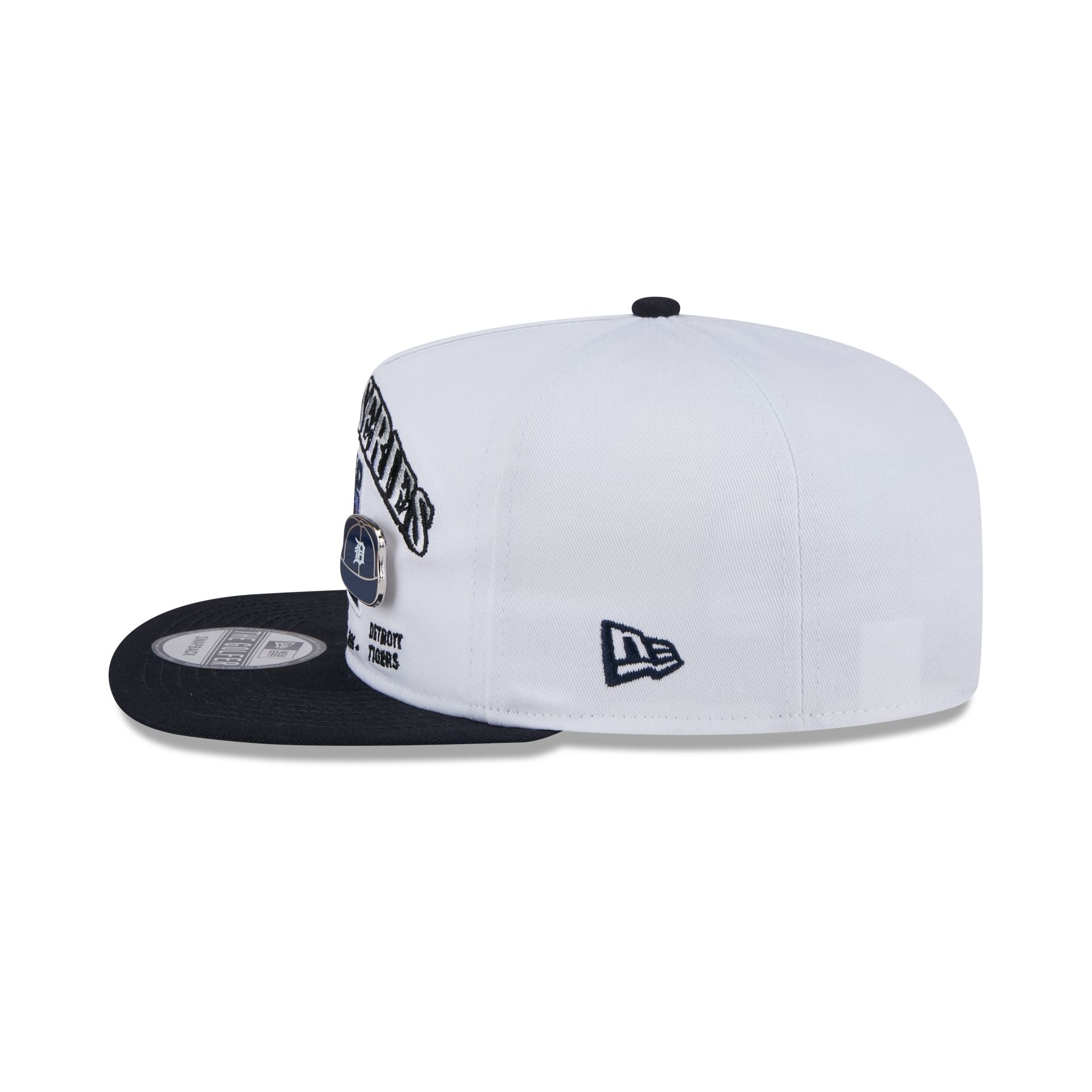 60640947_GOLFER_CHAMPIONSHIPPIN_MLBMUL_WHI_LSIDE-1.jpg