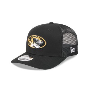Simple 9SEVENTY Trucker