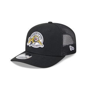Simple 9SEVENTY Trucker