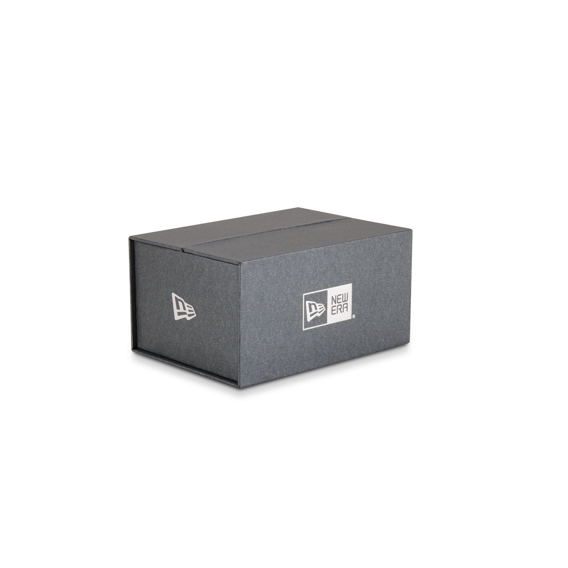 60647118_ORNAMENT_59502PKMETALORNAMENTREDGRN_BOX__SCAGRN_3QL-1.jpg
