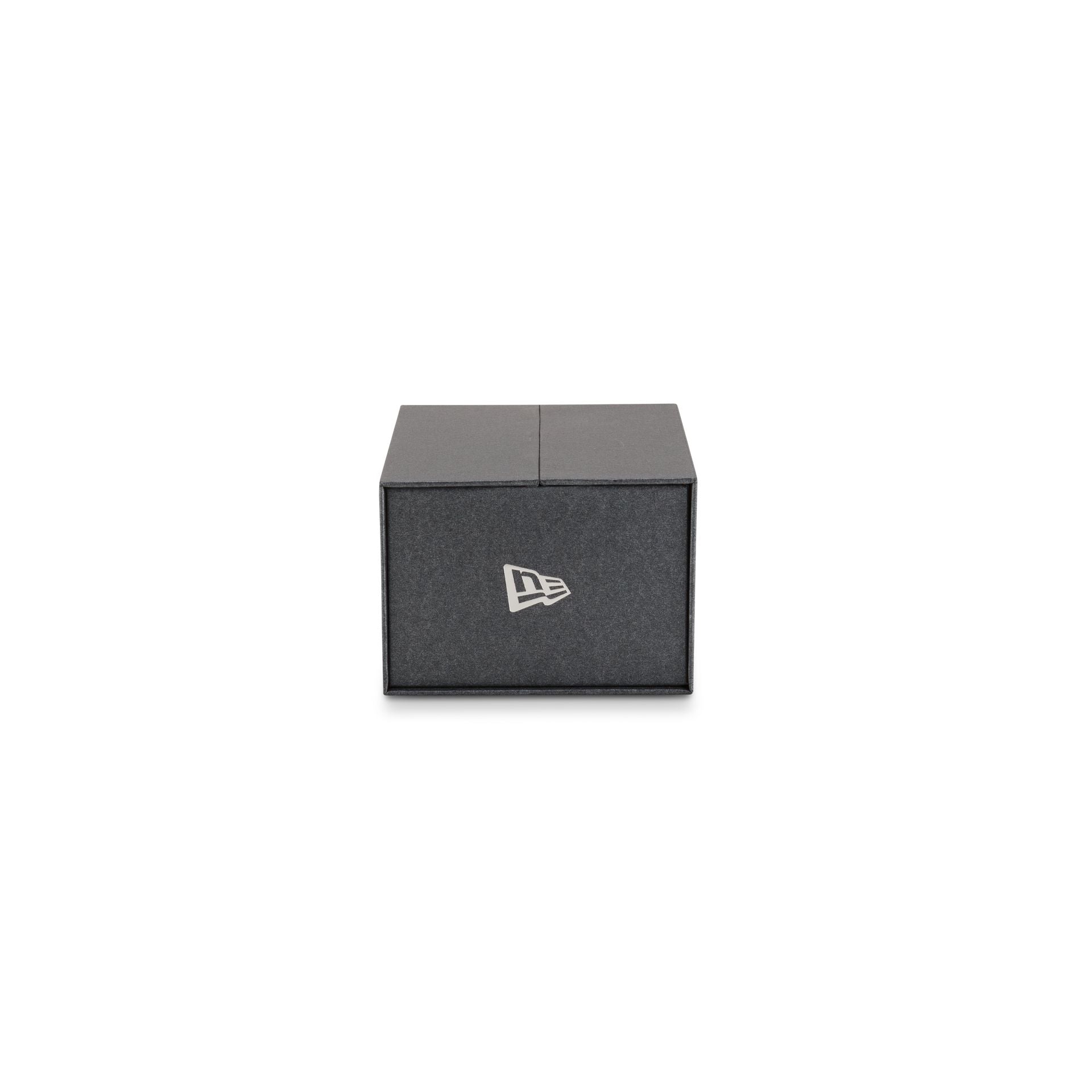 60647118_ORNAMENT_59502PKMETALORNAMENTREDGRN_BOX__SCAGRN_F-1.jpg