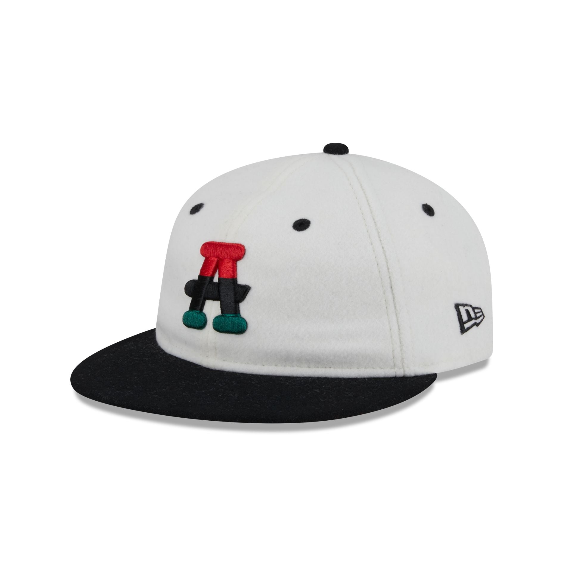 60661367_RC9FIFTY_LifestyleEnergy_ATLANTA_20BLACK_20CRACKE_CHW_3QL-1.jpg