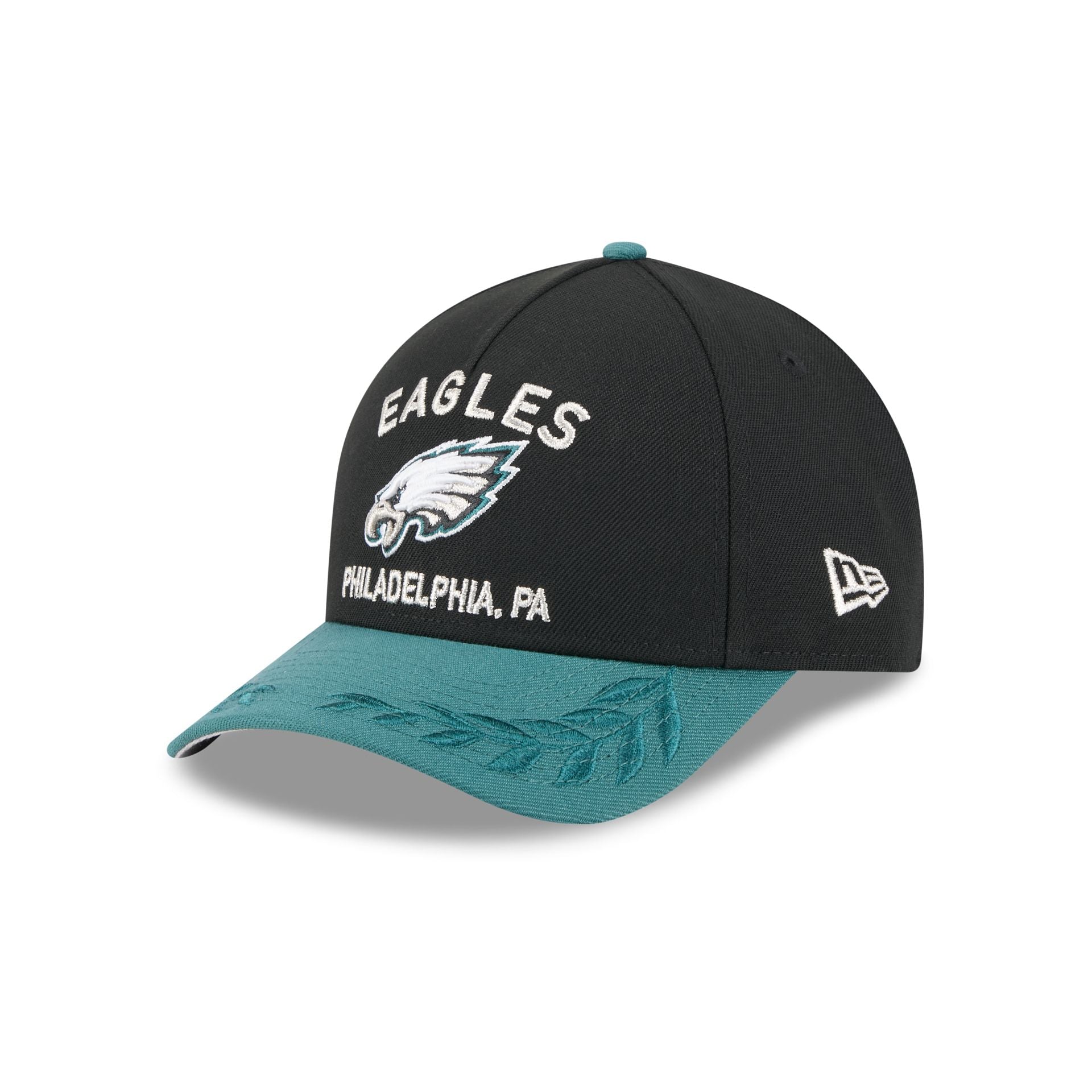 60666051_60666076_9FORTYMCAF_NFL25DRAFT940MCAF_PHIEAG_OTC_3QL.jpg