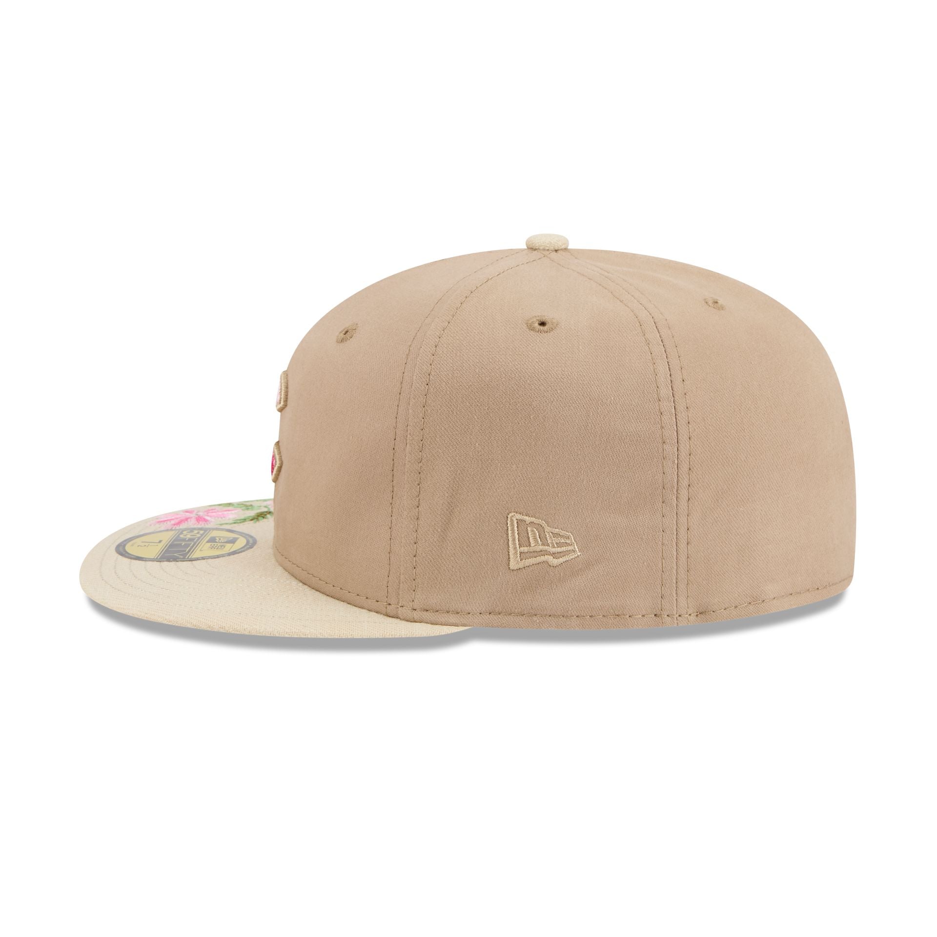 60668433_59FIFTY_HANDSTITCHEDFLORAL_CHICUB_OTC_LSIDE-1.jpg