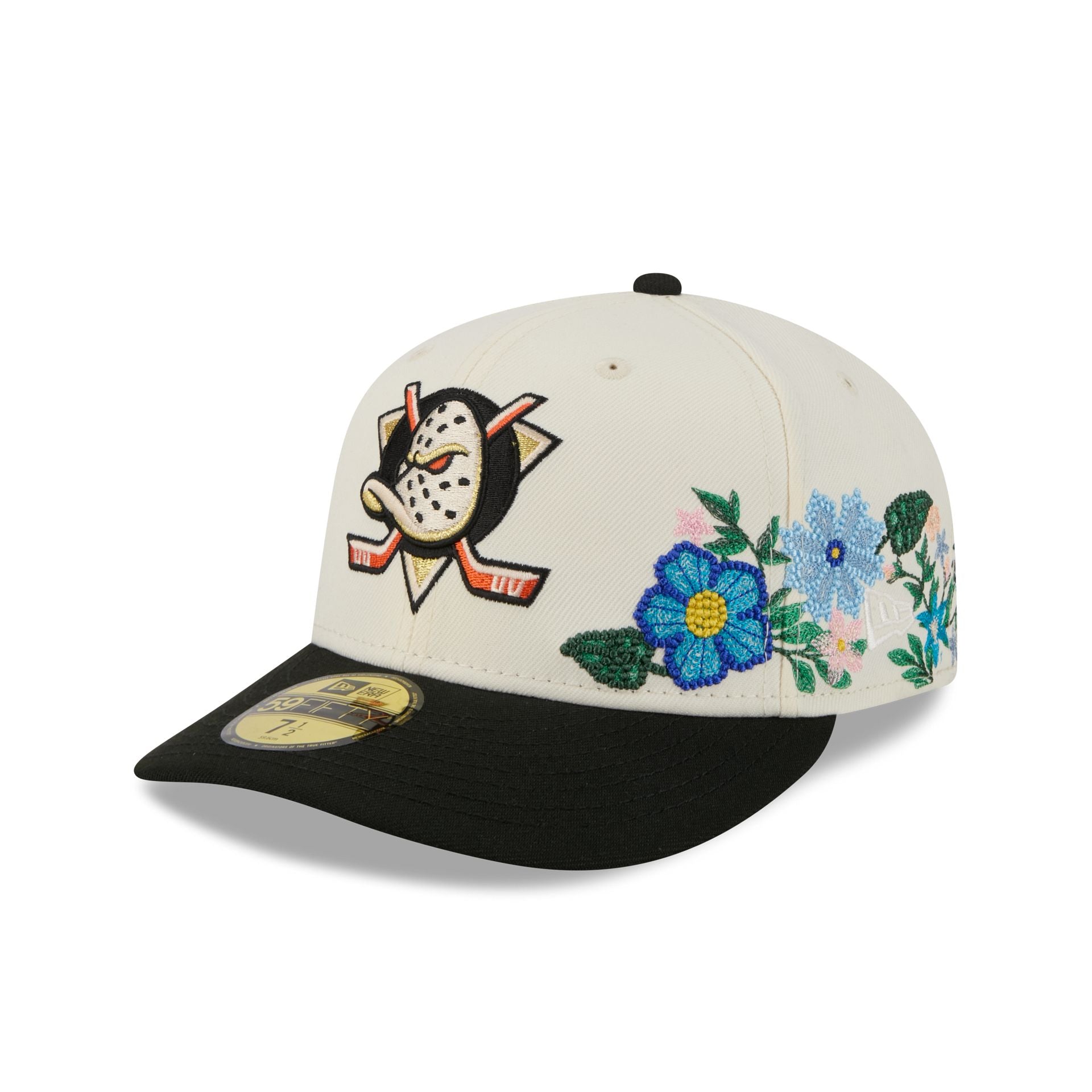 60669017_59FIFTY_TONALFLORALS25426_ANAMIG_OTC_3QL.jpg