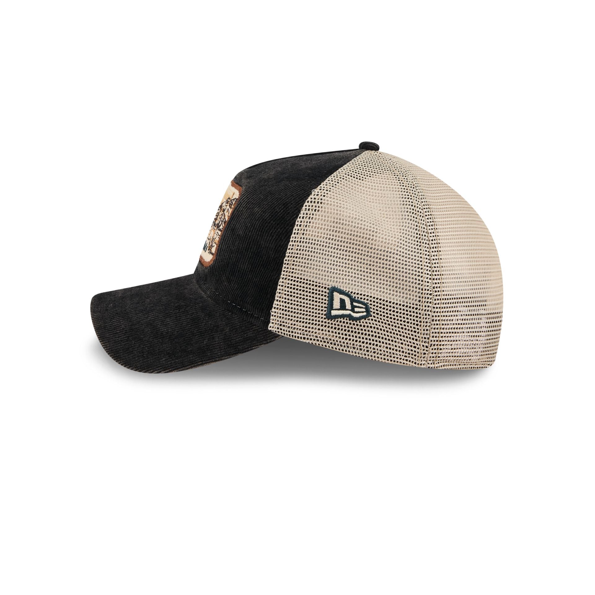 60669120_920_20AF_20TRUCKER_VTGLANDSCAPE25317_VEGKNI_OTC_LSIDE-1.jpg