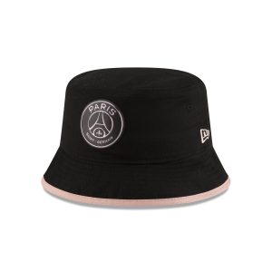 Black Bucket Hat