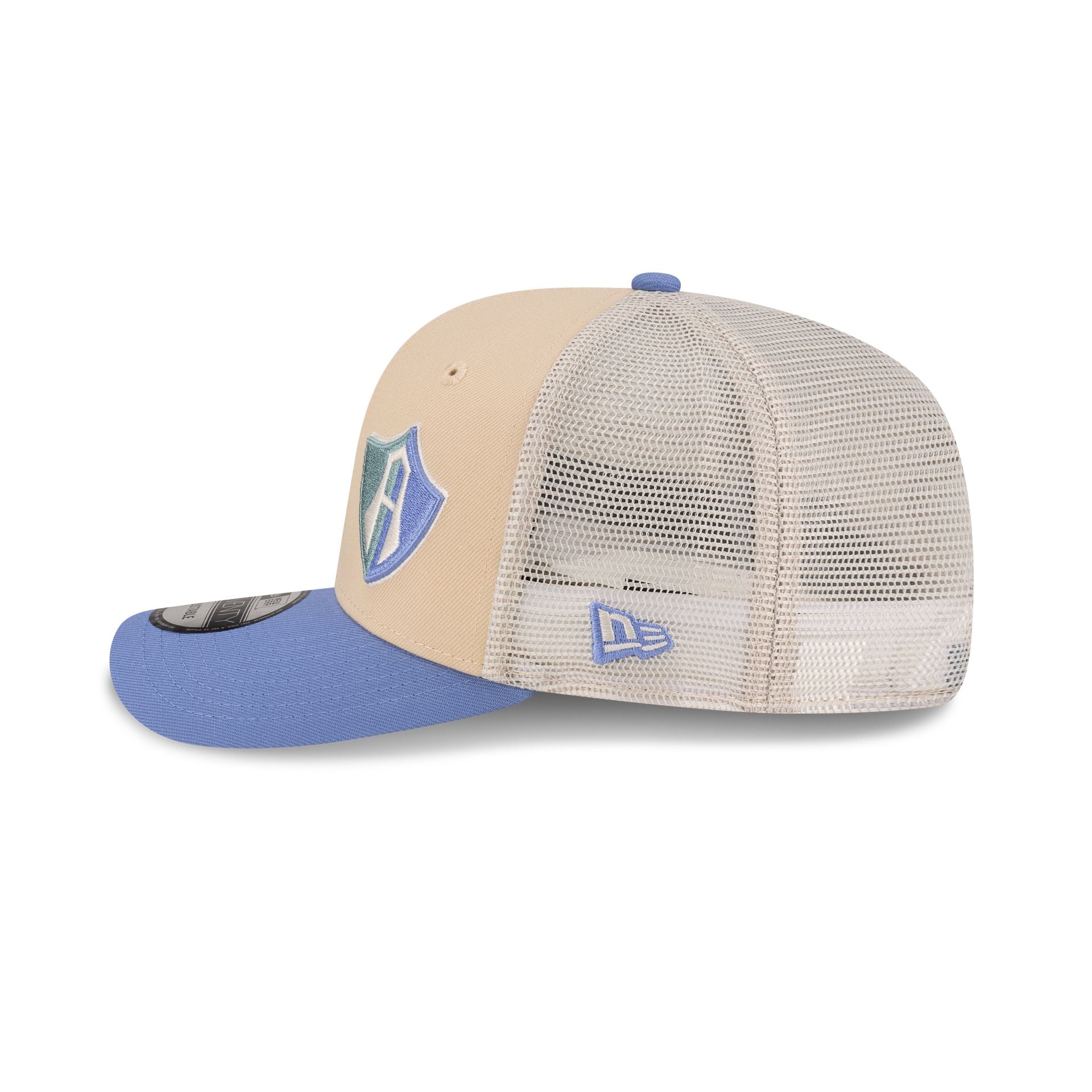60675035_9SEVENTY_20TRUCKER_MEXICO_FW25_GUAATL_TAN_LSIDE-1.jpg