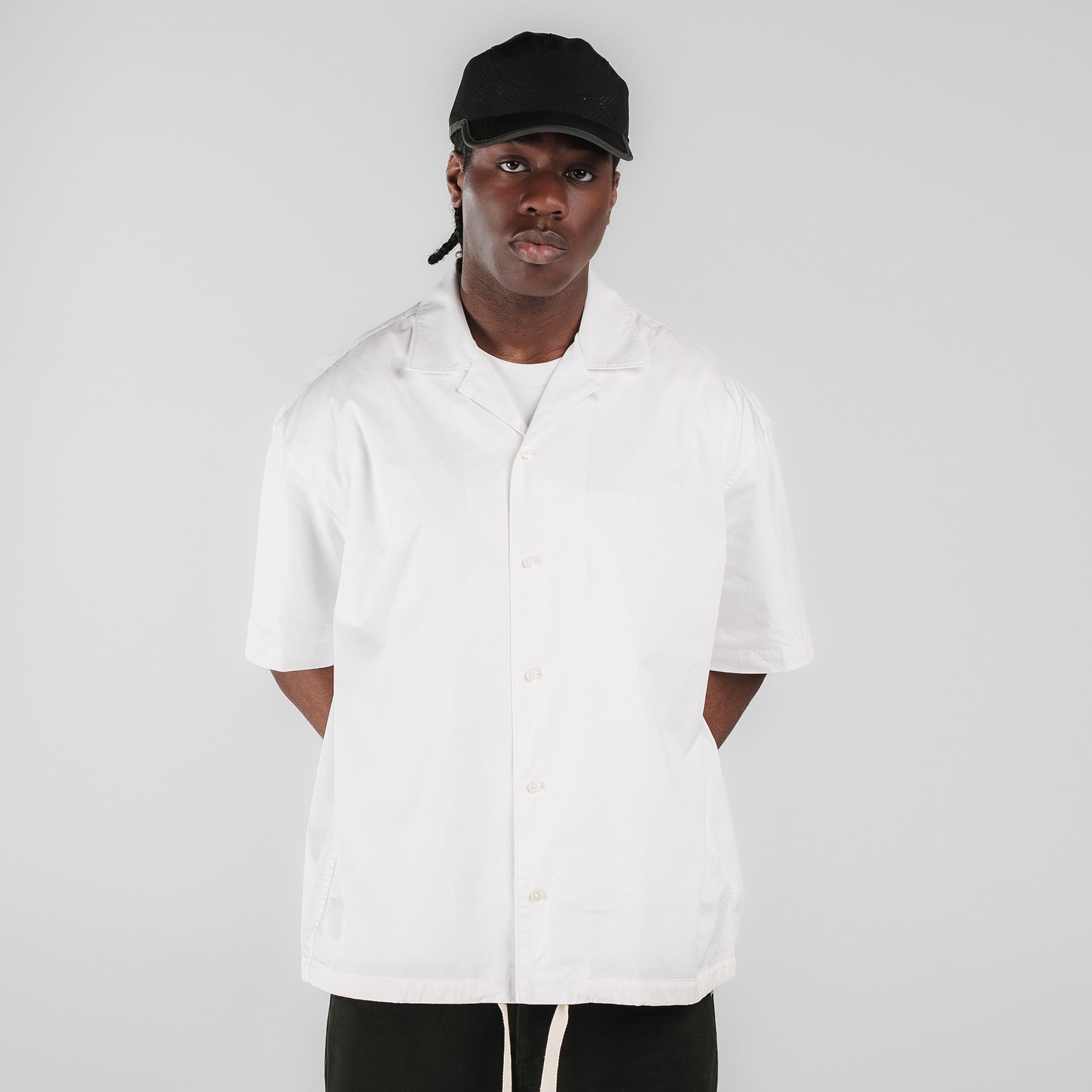 60693209_NE1-0111-OPENCOLLARSSSHIRT_OPENCOLLARSSSHIRT_BrandNewEra_OpticWhite_2_1x1_cc3d3d14-a189-4036-b83b-1a638f3a7748-1.jpg