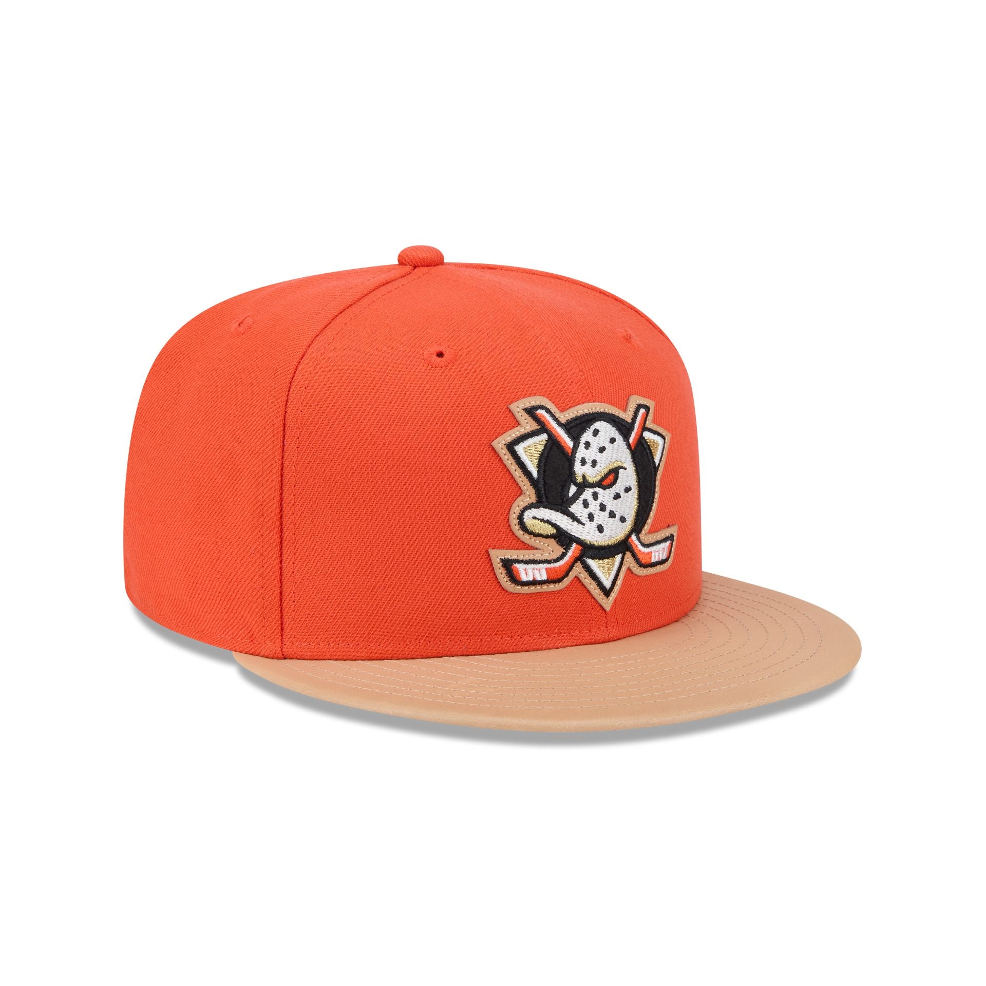 60695949_59FIFTY_5950LEATHER25990_ANAMIG_OTC_3QR-1.jpg