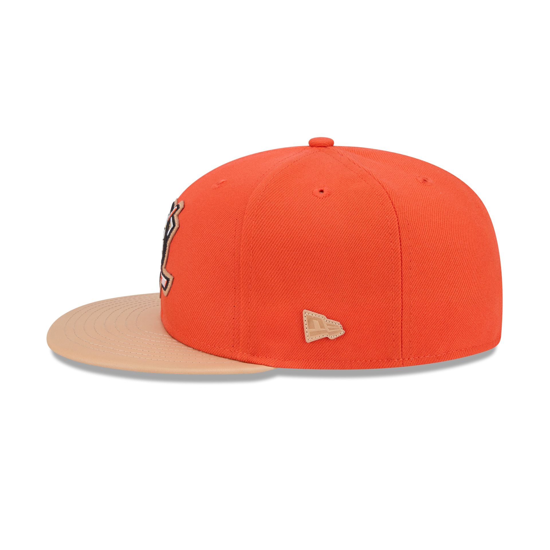 60695949_59FIFTY_5950LEATHER25990_ANAMIG_OTC_LSIDE-1.jpg