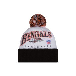 Spirit Pom Knit