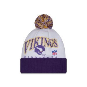 Spirit Pom Knit