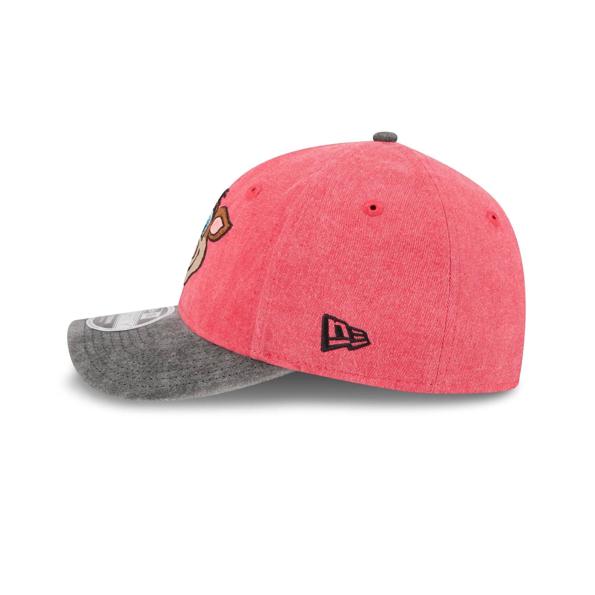 60712397_9FORTYMC_940MCMASCOT25996_CARHUR_STM_LSIDE-1.jpg