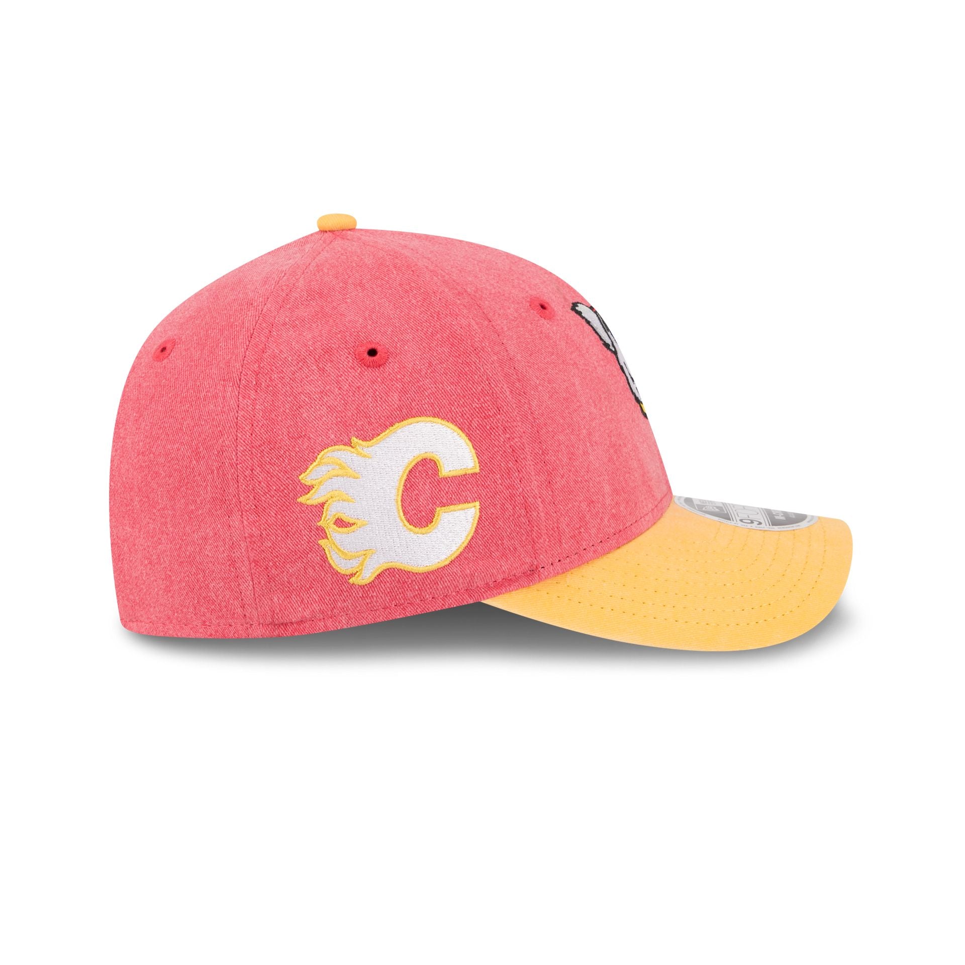 60712398_9FORTYMC_940MCMASCOT25996_CALFLA_STM_RSIDE-1.jpg