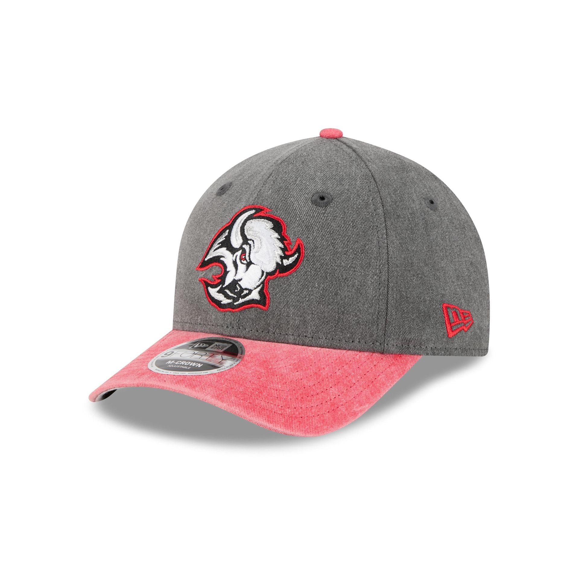 60712402_9FORTYMC_940MCMASCOT25996_BUFSAB_STM_3QL-1.jpg