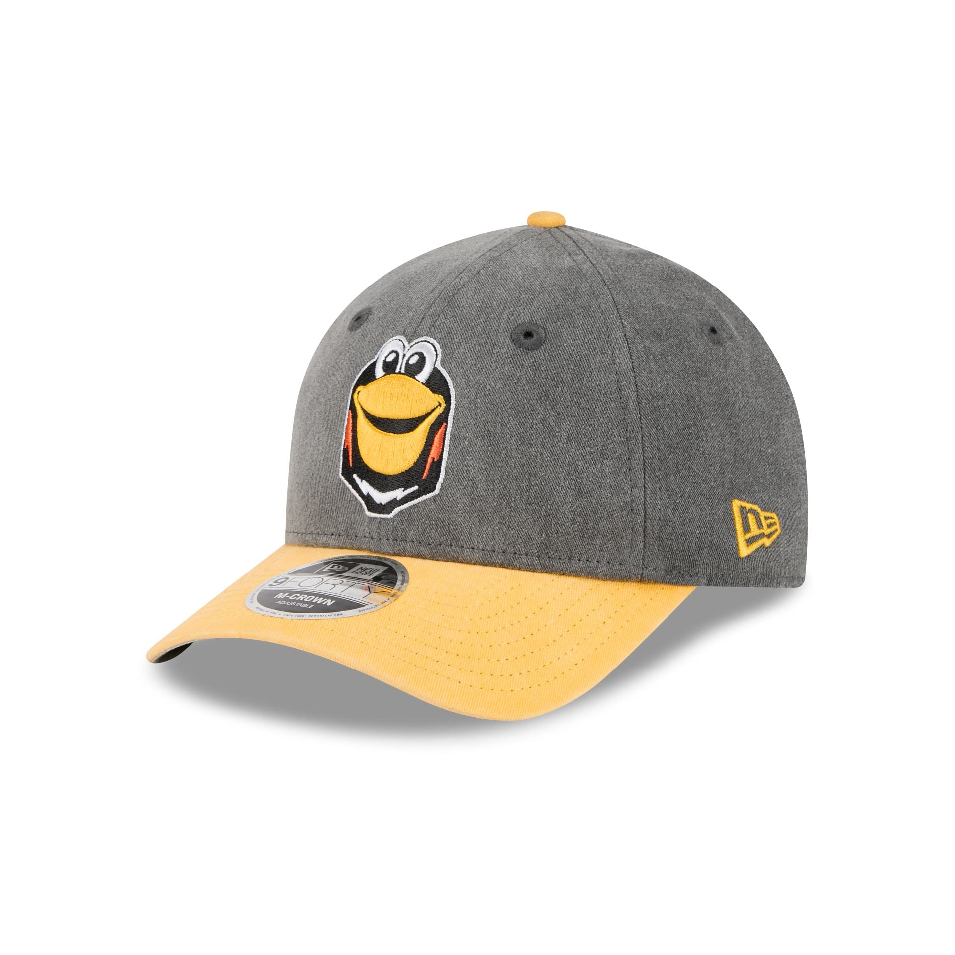 60712408_9FORTYMC_940MCMASCOT25996_PITPEN_STM_3QL-1.jpg