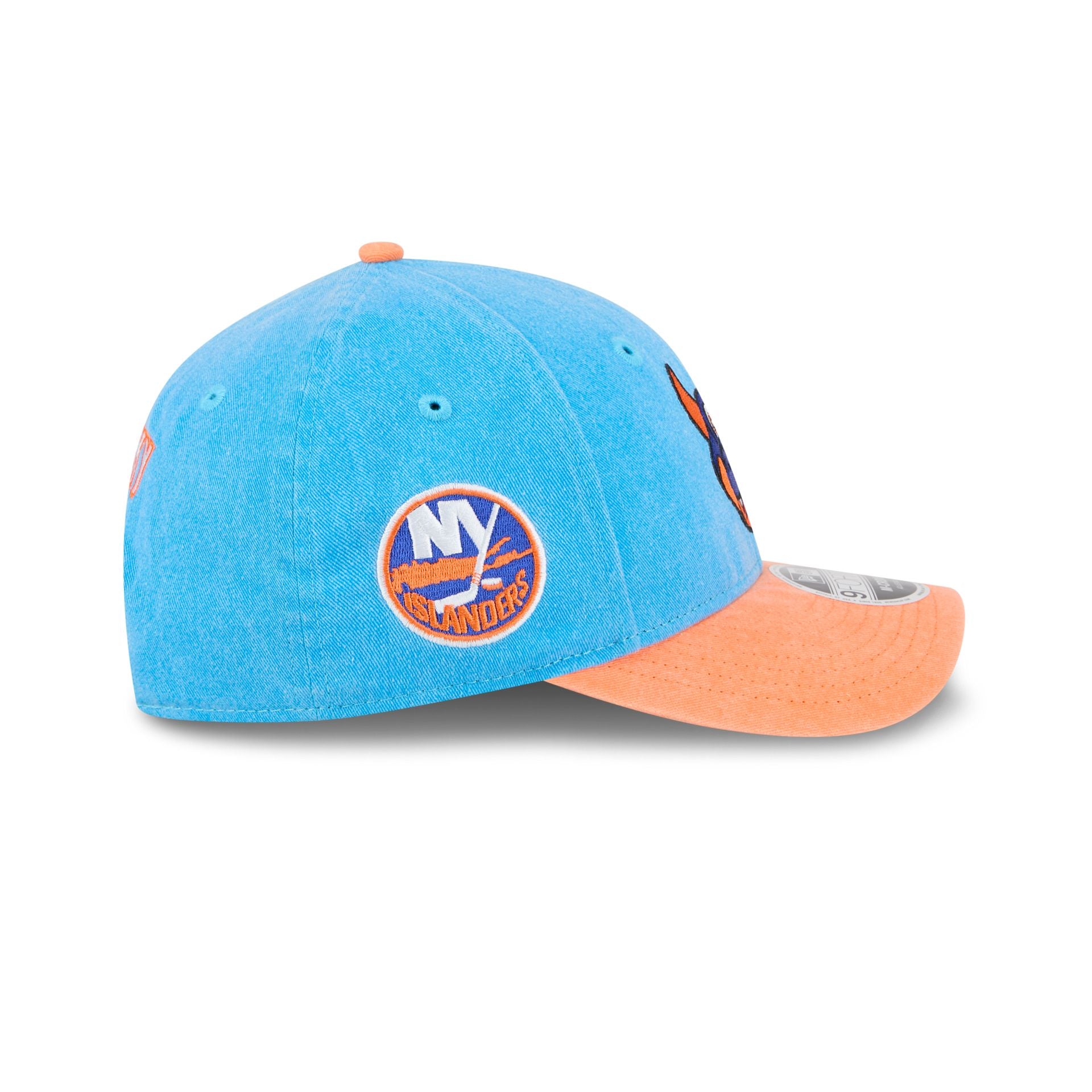 60712416_9FORTYMC_940MCMASCOT25996_NEYISL_STM_RSIDE-1.jpg