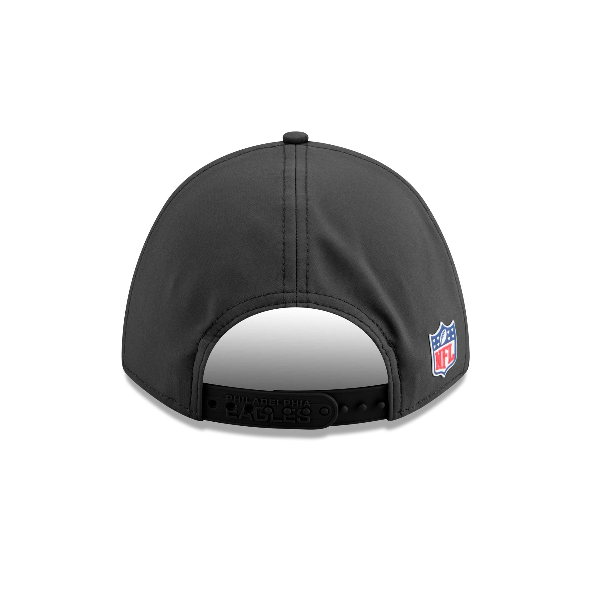 60731292_9FORTYMC_NFL25_SLCW_PHIEAG_STC_R-1.jpg