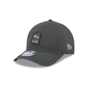 2025 Sideline Cold Weather Steel Clouds 9FORTY M-Crown Snapback