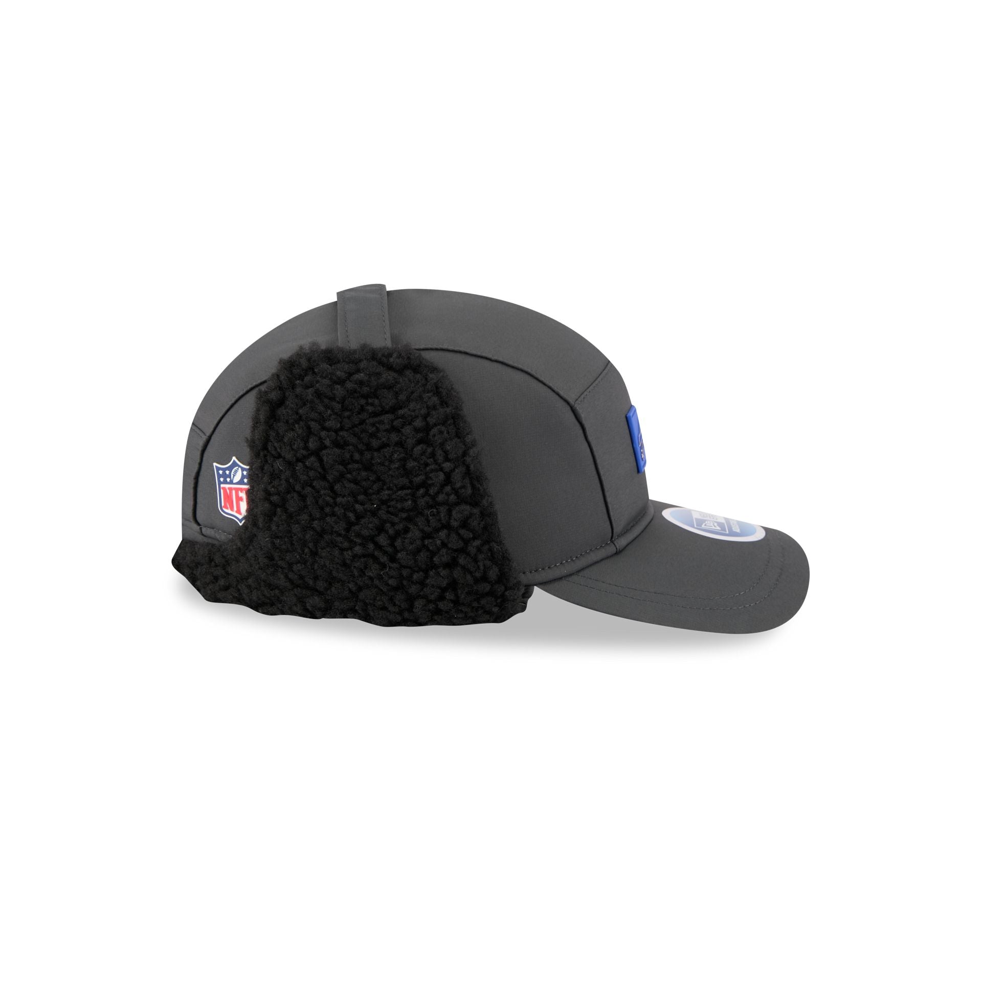 60731397_RUNNER_NFL25SLCWRNNRDOGBUFBILSTCOTC_BUFBIL_STCOTC_RSIDE-1.jpg