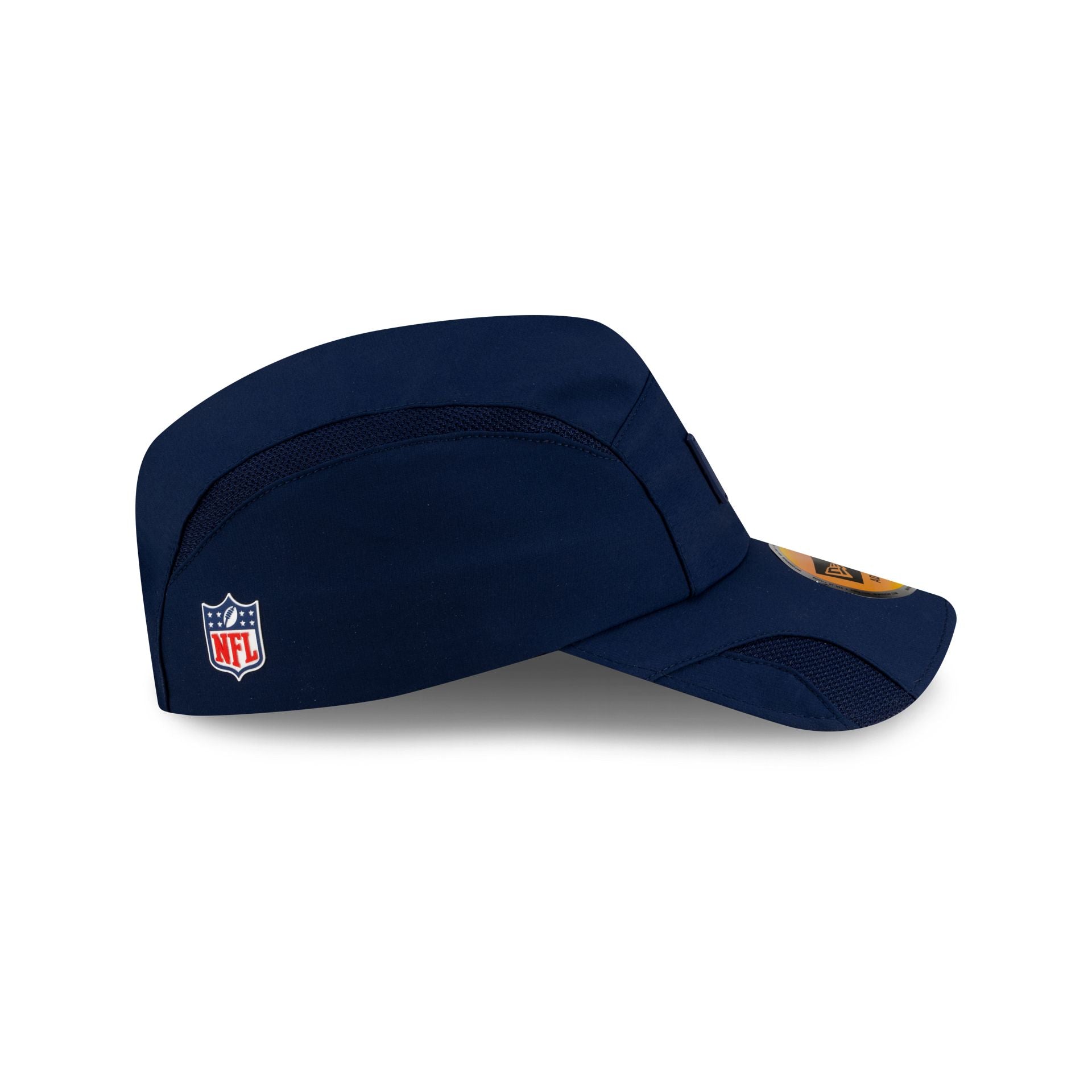 60732341_60733183_RUNNER_NFL25_SIDELINES__DALCOW_OTC_R-1.jpg
