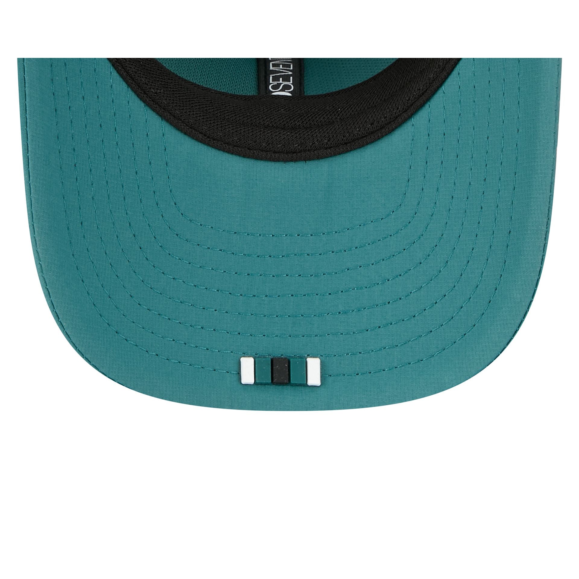 60732583_9SEVENTY_NFL25SL970_PHIEAG_OTC_UV-1.jpg