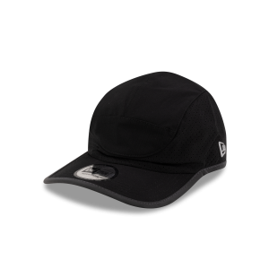 Train Performance Black Runner