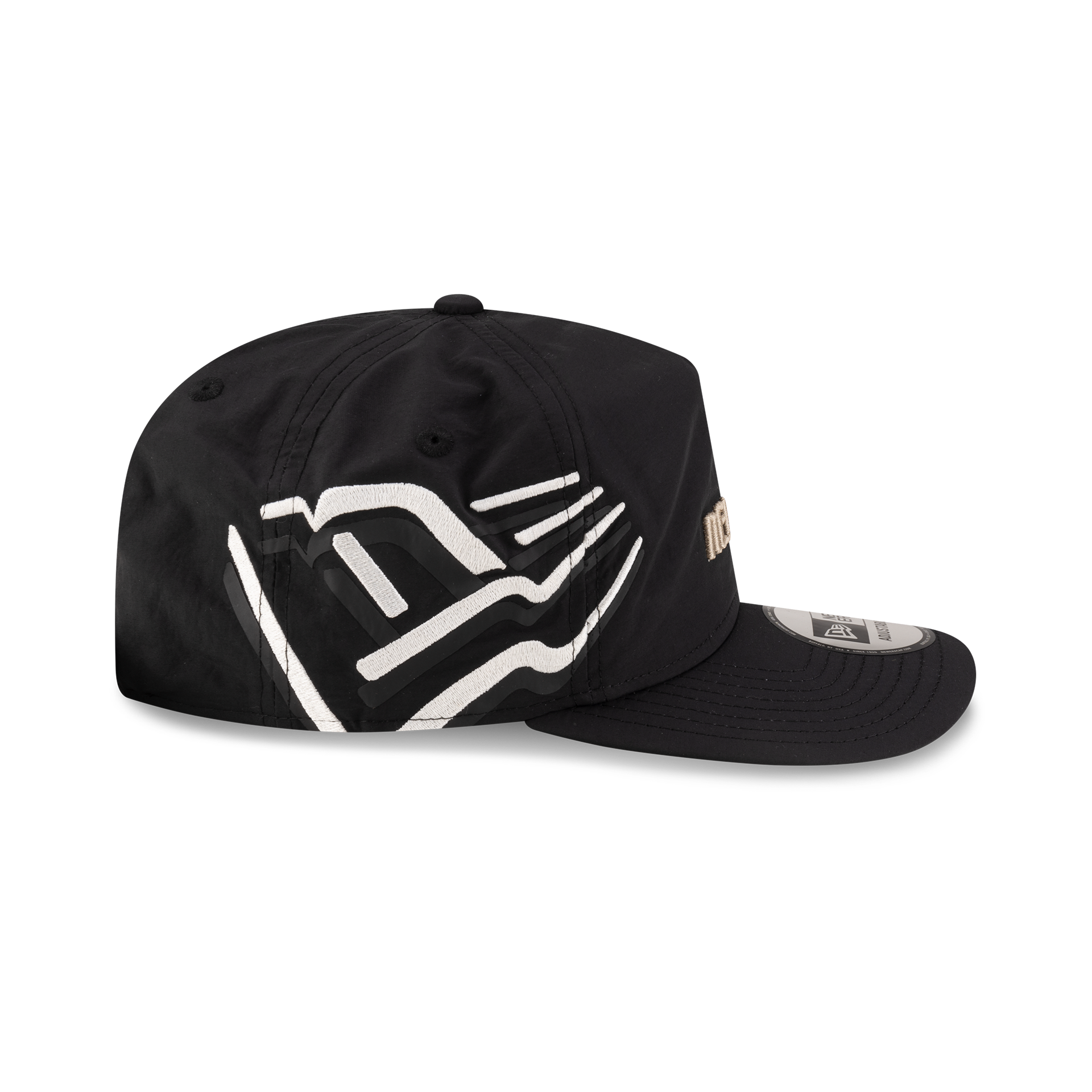 60747536_GOLFER_BNEFOOTYGOLFER_BNE_BLK_RSIDE-1.png