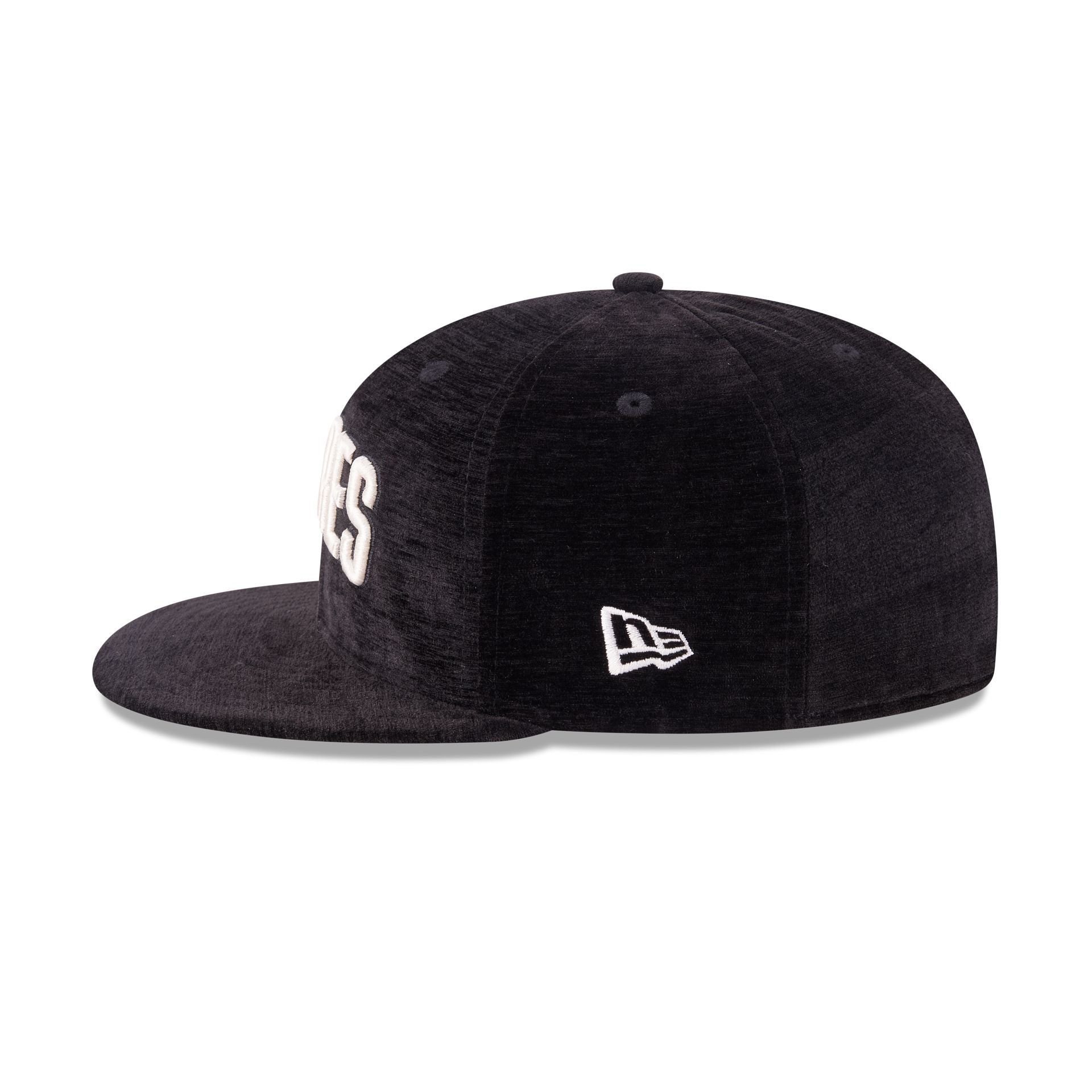 60750873_59FIFTY_5950DAY595027040_SADPAD_BLK_LSIDE_ef292f73-30a1-41bc-9b75-e31302a7b06d-1.jpg
