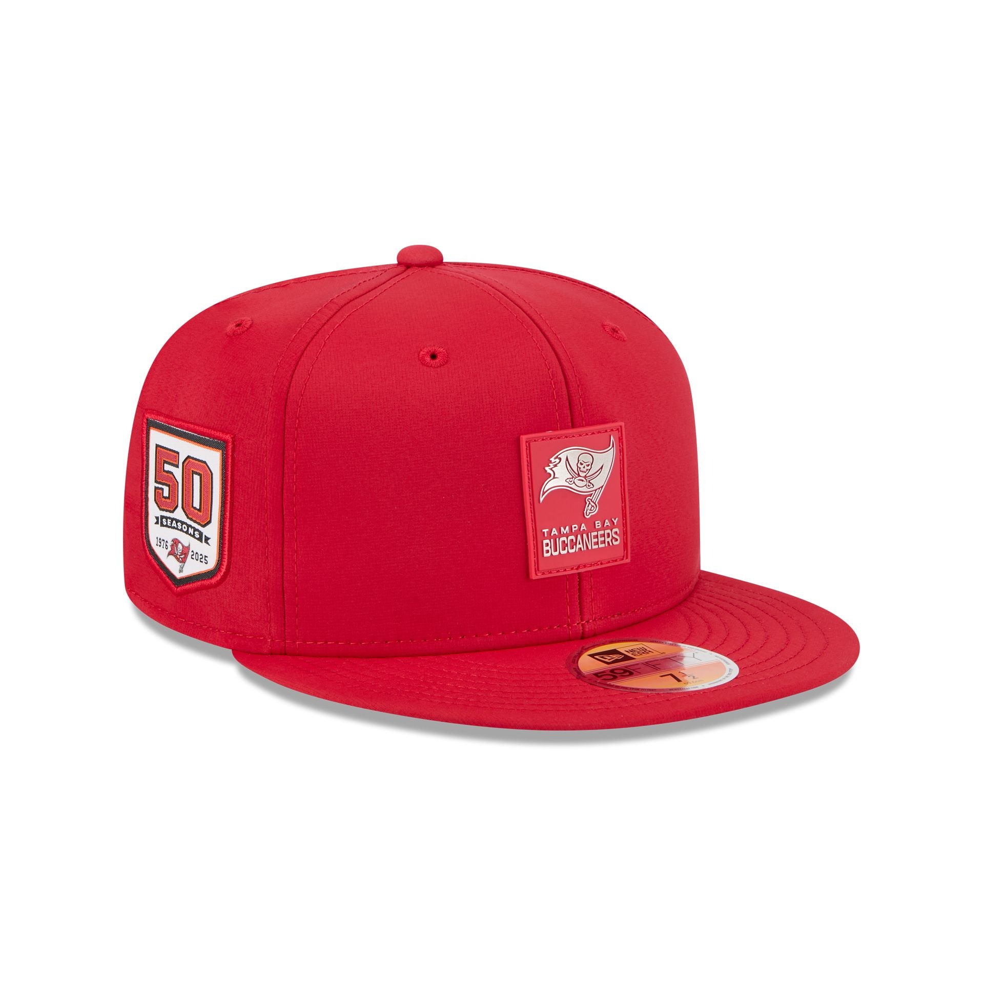 60751512_59FIFTY_NFL25SL5950_TAMBUC_OTC_3QR-1.jpg