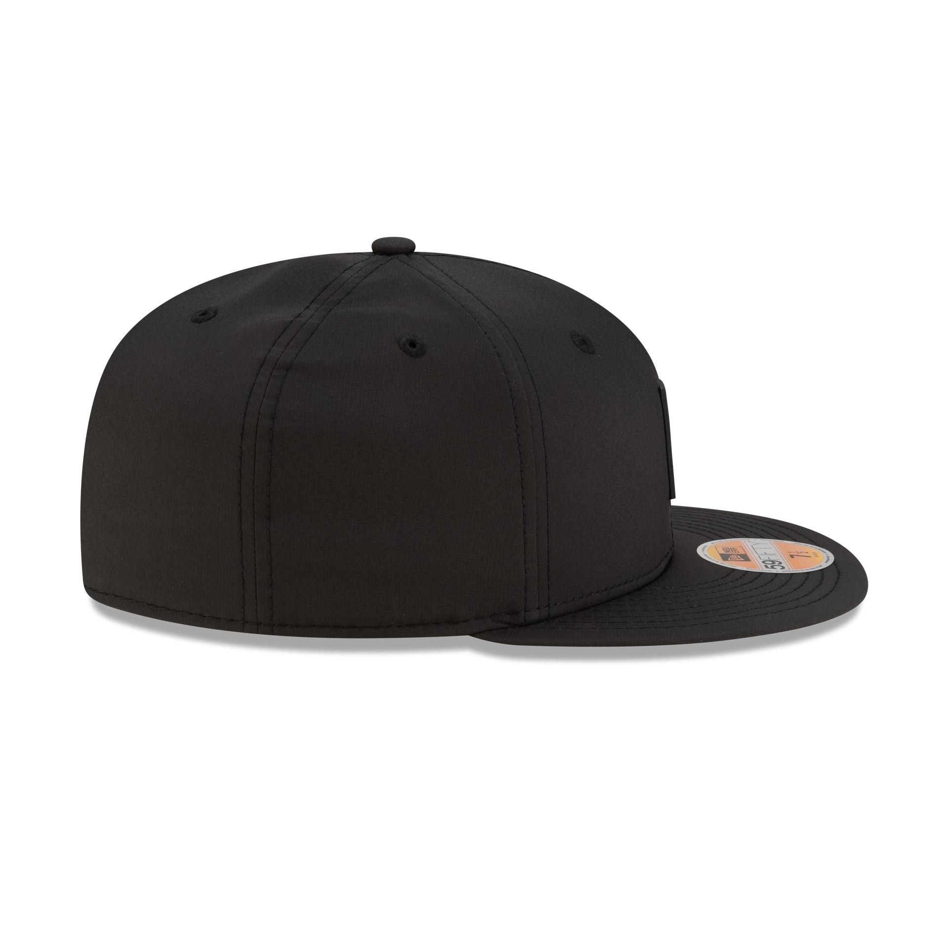 60753024_59FIFTY_NFL25_FUNCTIONALFANDOM_ECOMEXC_CHIBEA_BLK_RSIDE-1.jpg