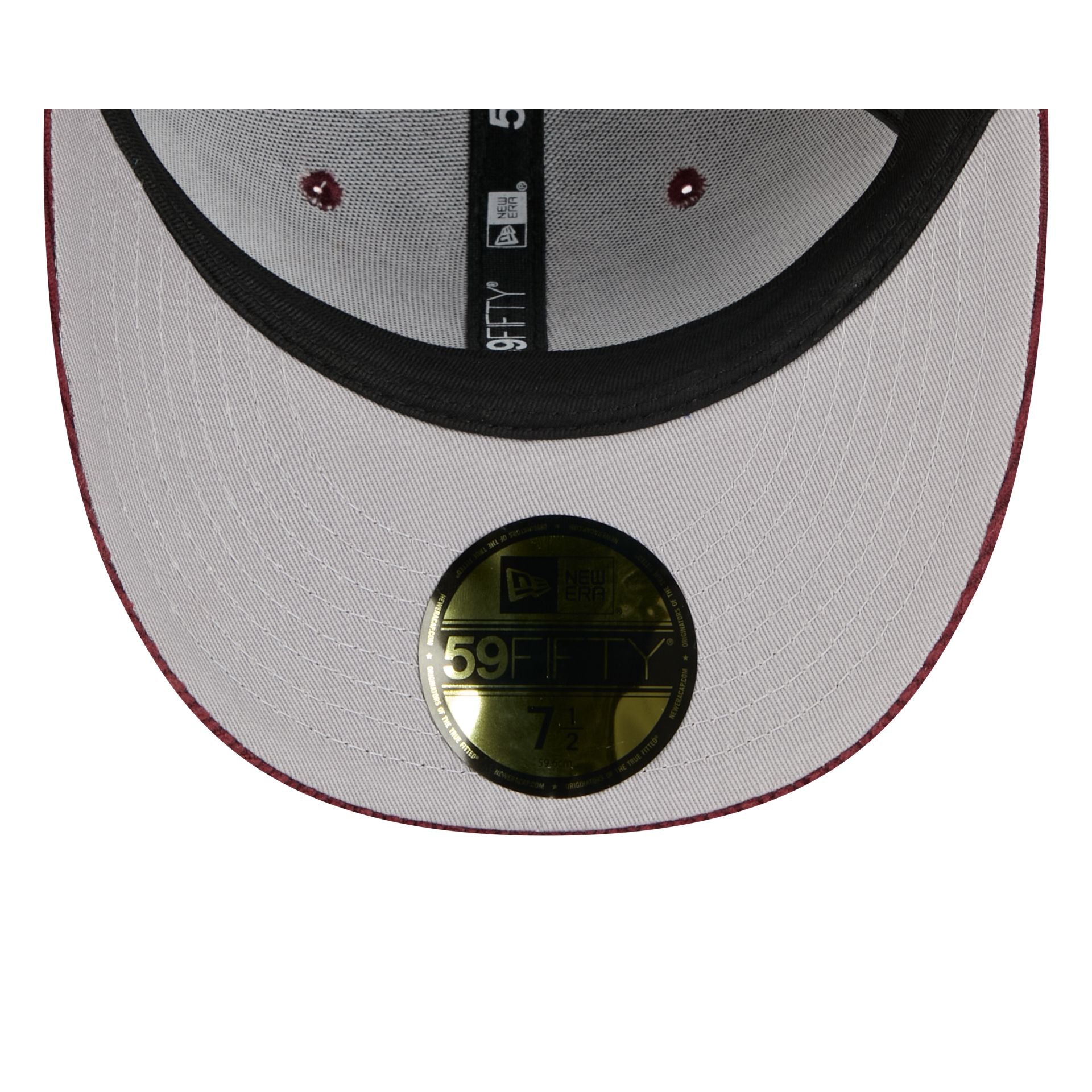 60758276_59FIFTY_CHENILLEPOP26991_PHIPHI_OTC_UV-1.jpg