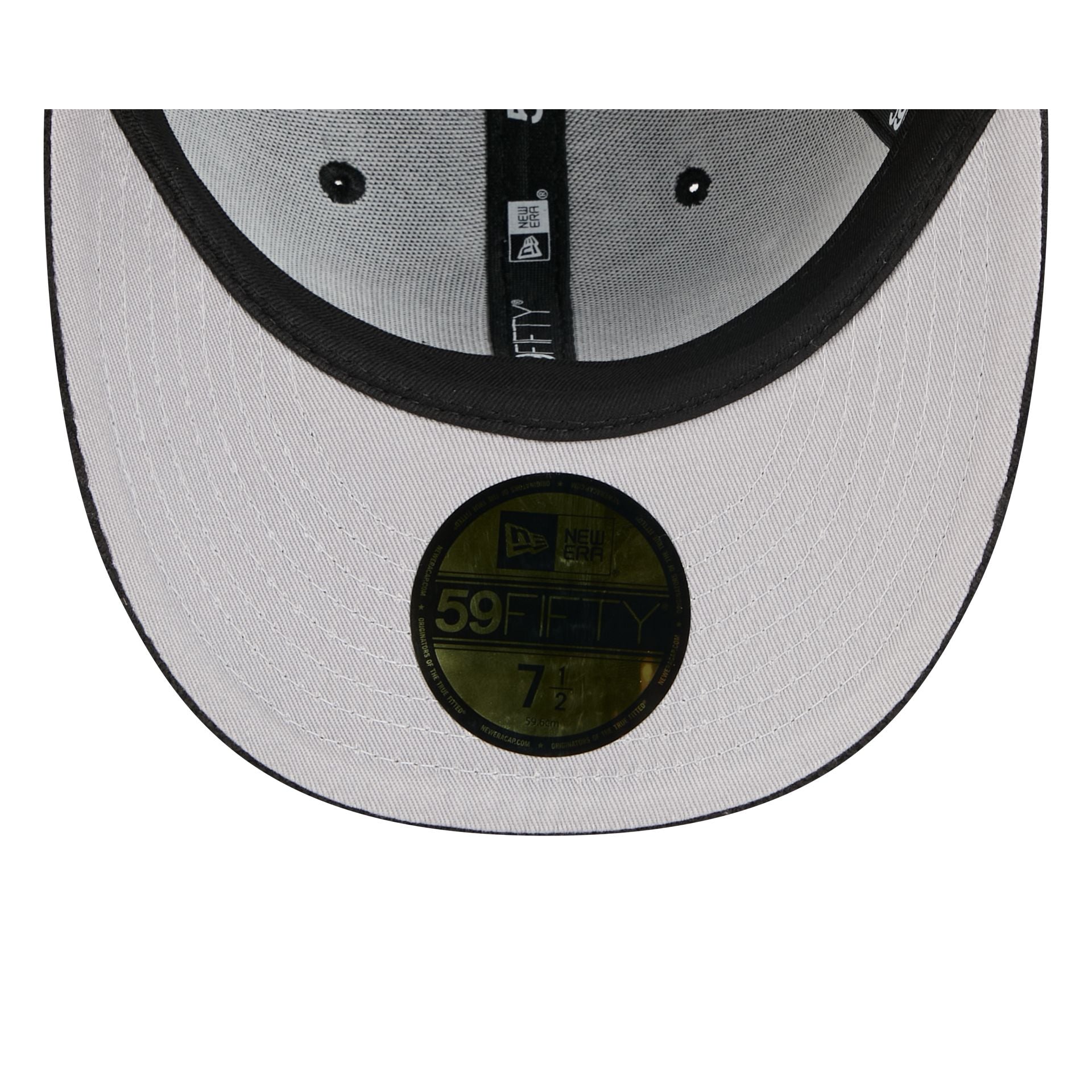 60758311_59FIFTY_CHENILLEPOP26991_MIAHEA_OTC_UV-1.jpg
