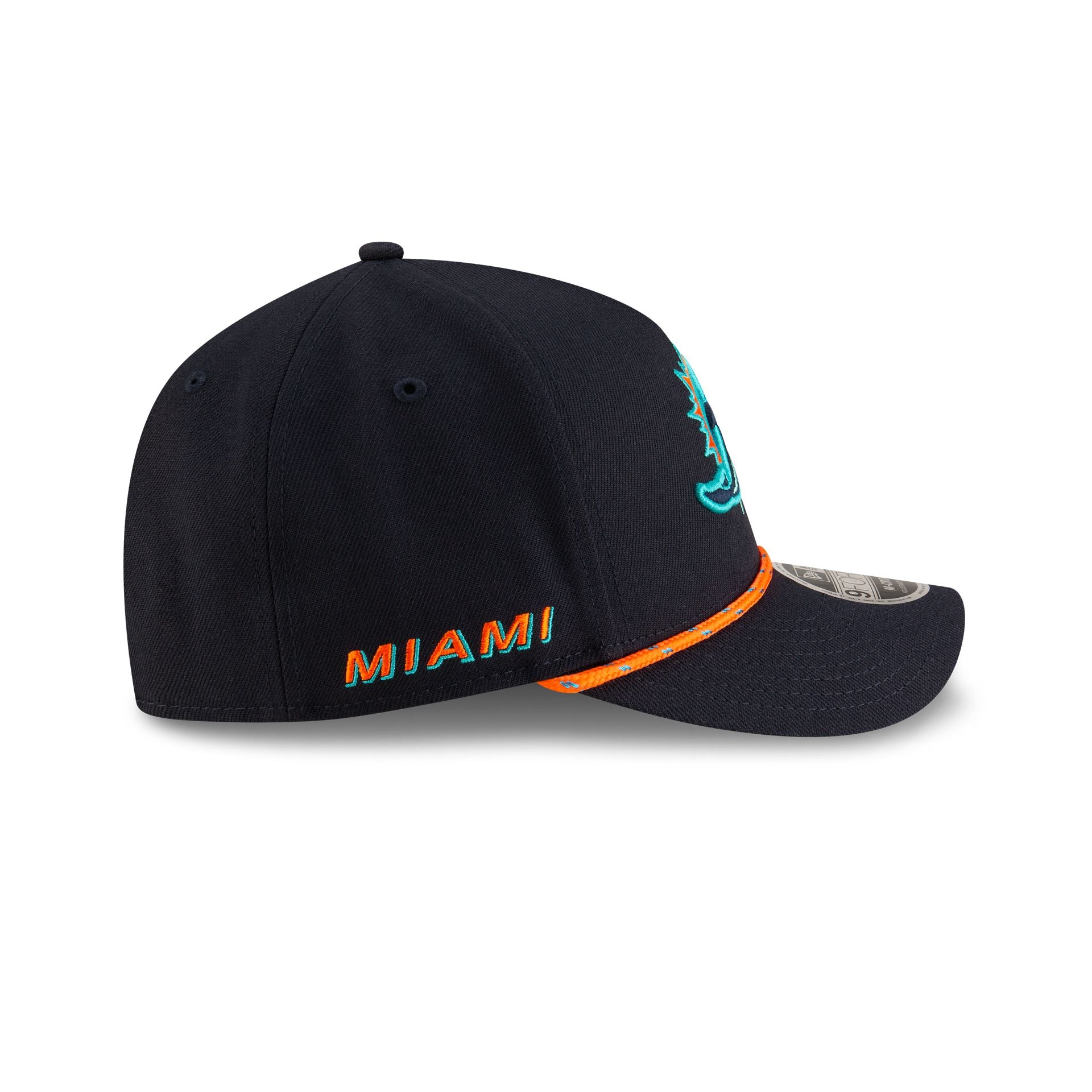60760609_9FORTYMCAF_NFL25_20RIVALRY_20940_20MC_20AF_MIADOL_BVY_RSIDE-1.jpg
