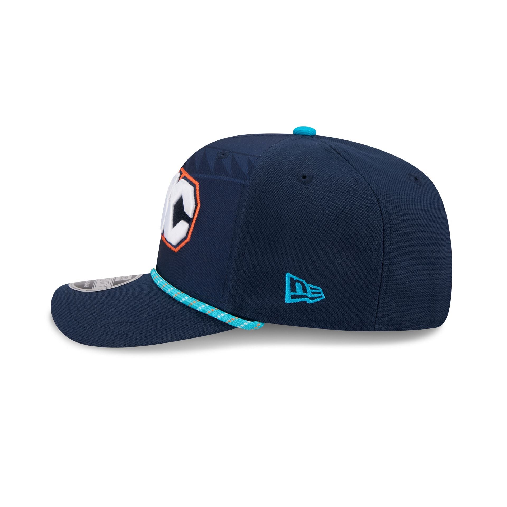 60761457_9SEVENTY_NBA25CE9SEVENTYSS_OKCTHU_OTC_LSIDE-1.jpg