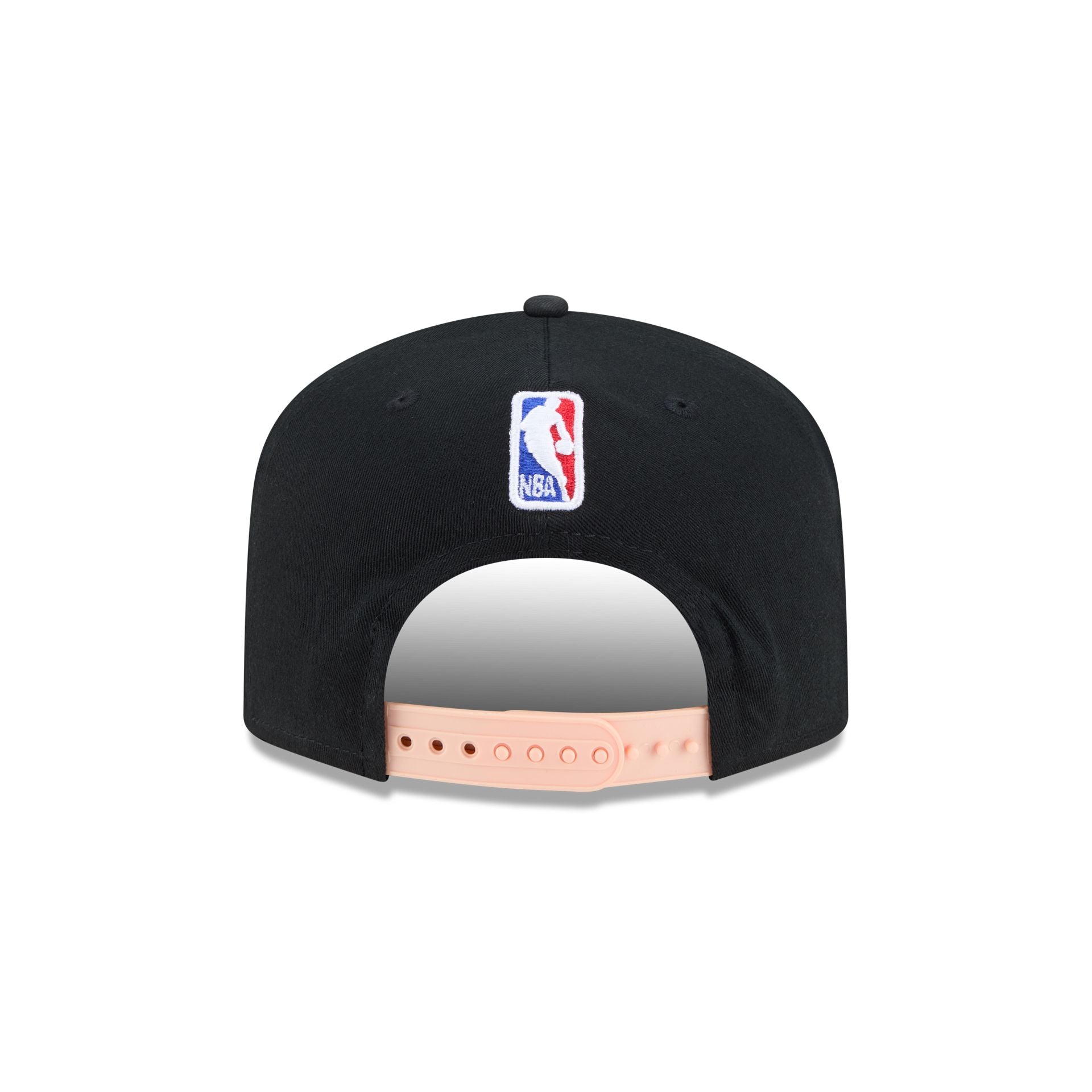 60761566_19TWENTY_NBA25CE19TWENTY_ATLHAW_OTC_R-1.jpg