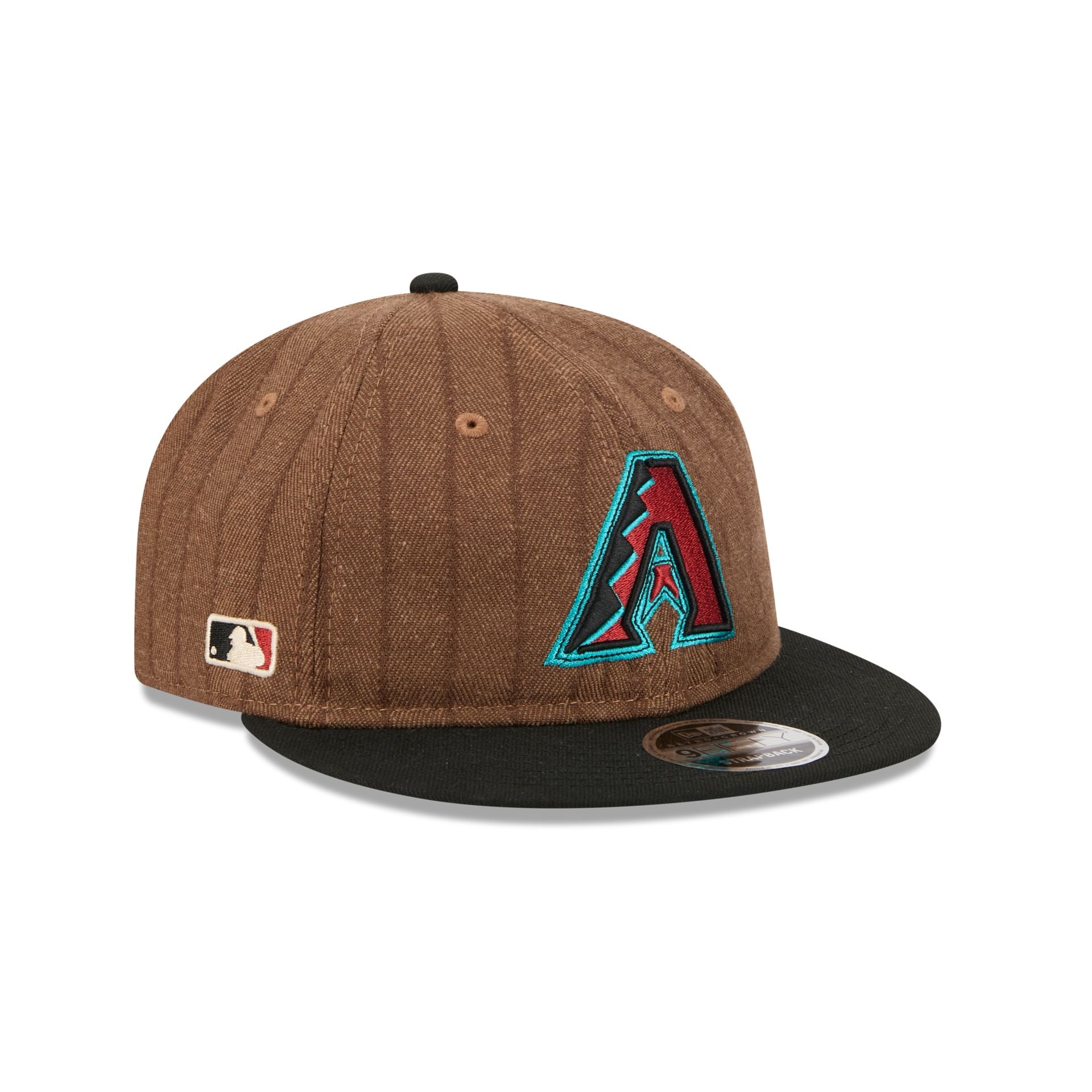 60763743_RC9FIFTY_WOOLPINSTRIPE950RC_ARIDIA_OTC_3QR-1.jpg