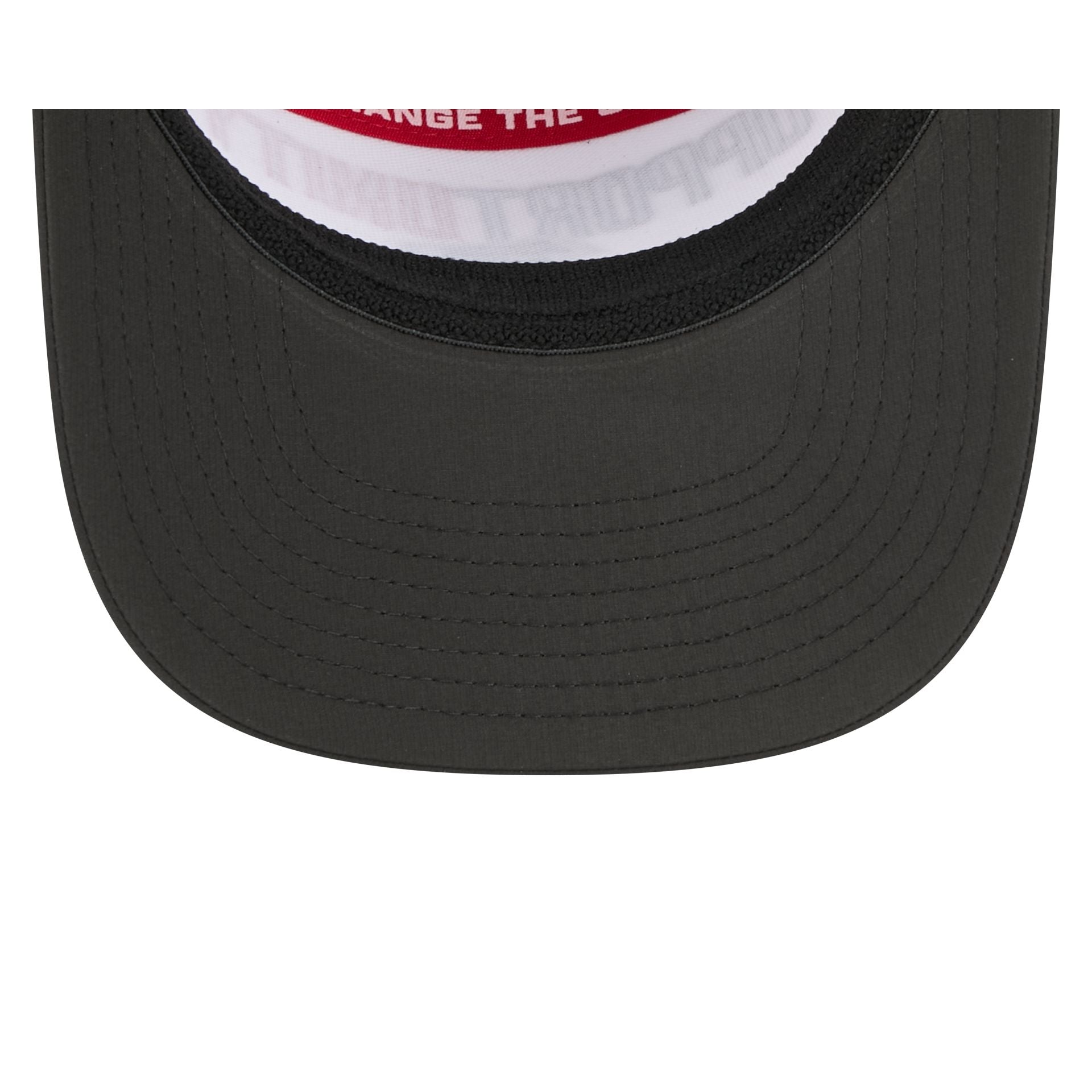 60764559_9SEVENTYSPLITPANEL_NFL25IC9SEVENTYSS_ATLFAL_OTC_UV-1.jpg