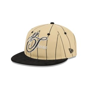 Pinstripe Script Retro Crown 9FIFTY Adjustable