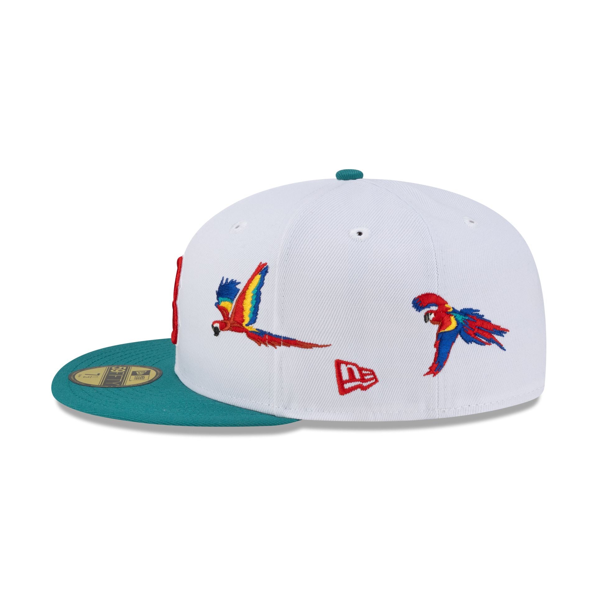 60768718_59FIFTY_CITY_ELEMENTS_25_BOSRED_NWG_LSIDE-1.jpg