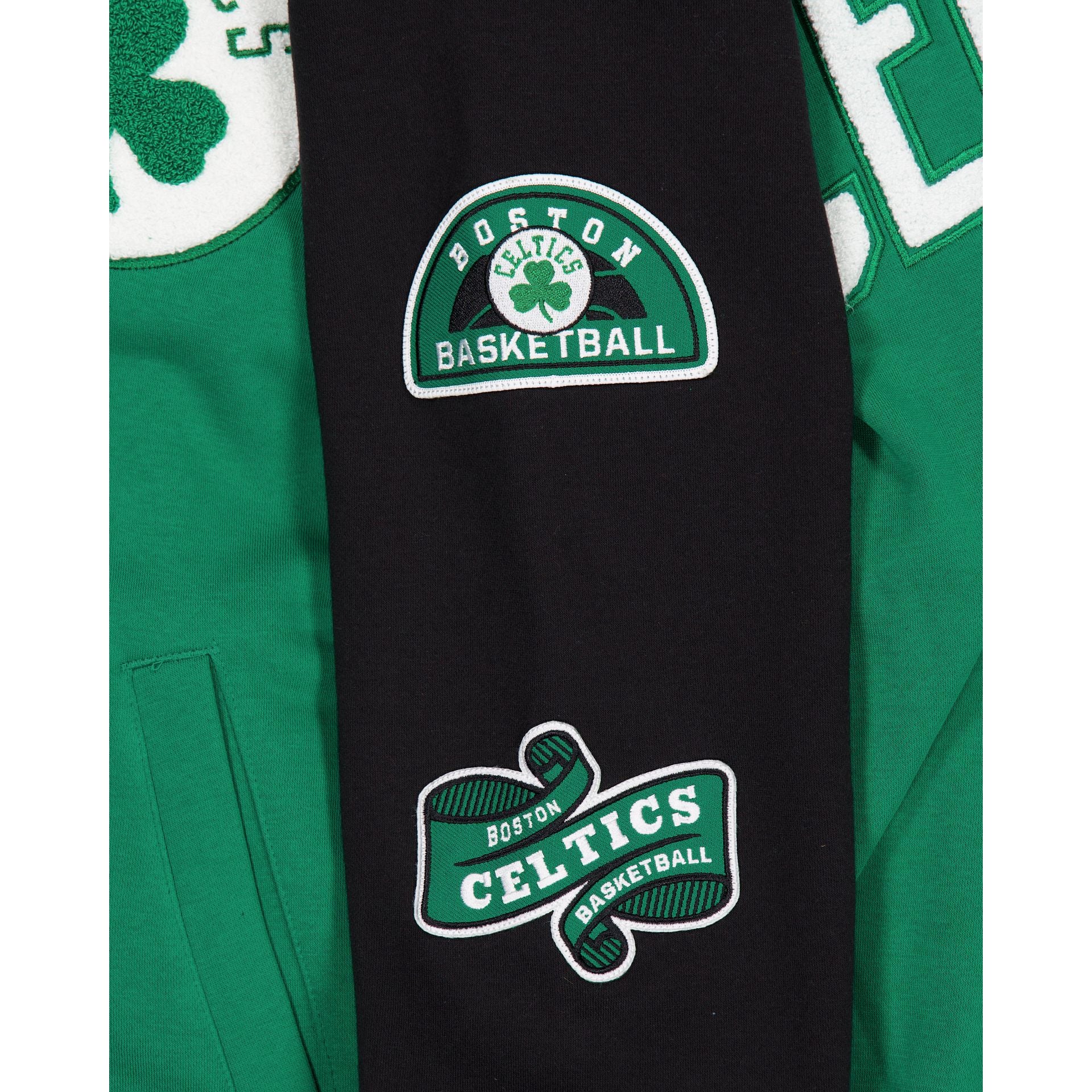 60776696_FLEECE_20TOPS_THROWBACK_SS26_BOSCEL_OTC_DETAIL1-1.jpg